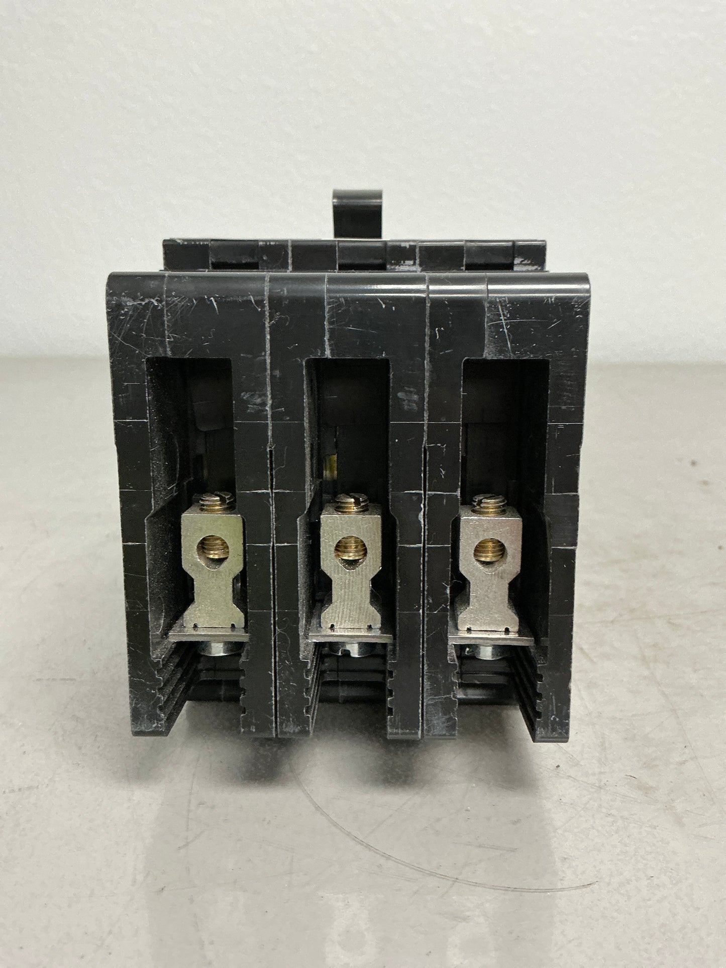 New Square D EDB34015 3 Pole, 15 Amps, 480 Volts