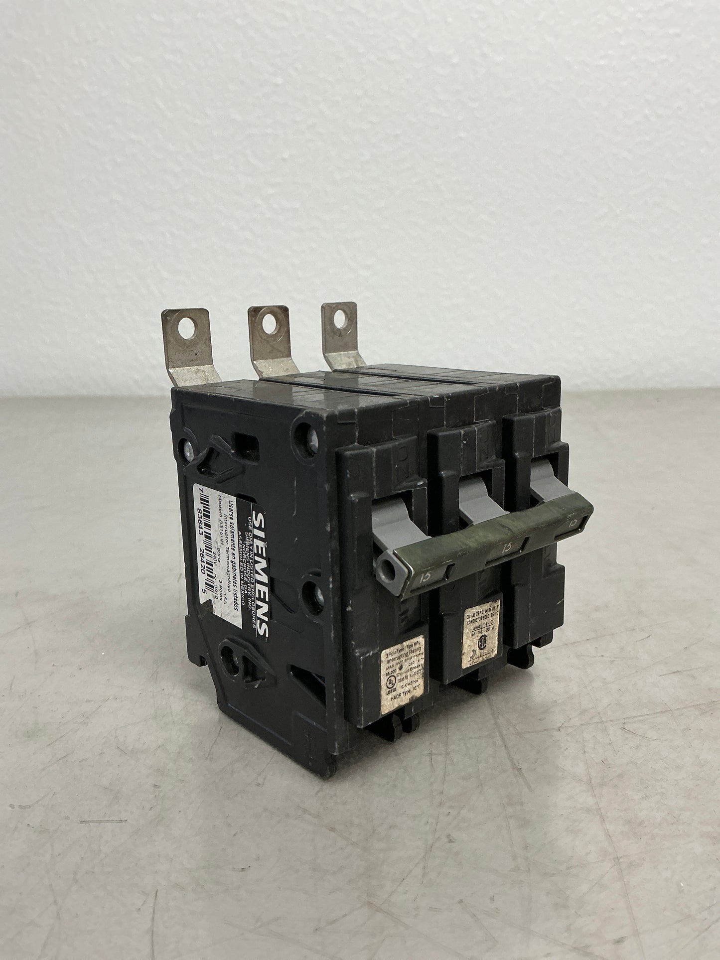 *CHIPPED* Used Siemens B315HH 3 Pole, 15 Amps, 240 Volts