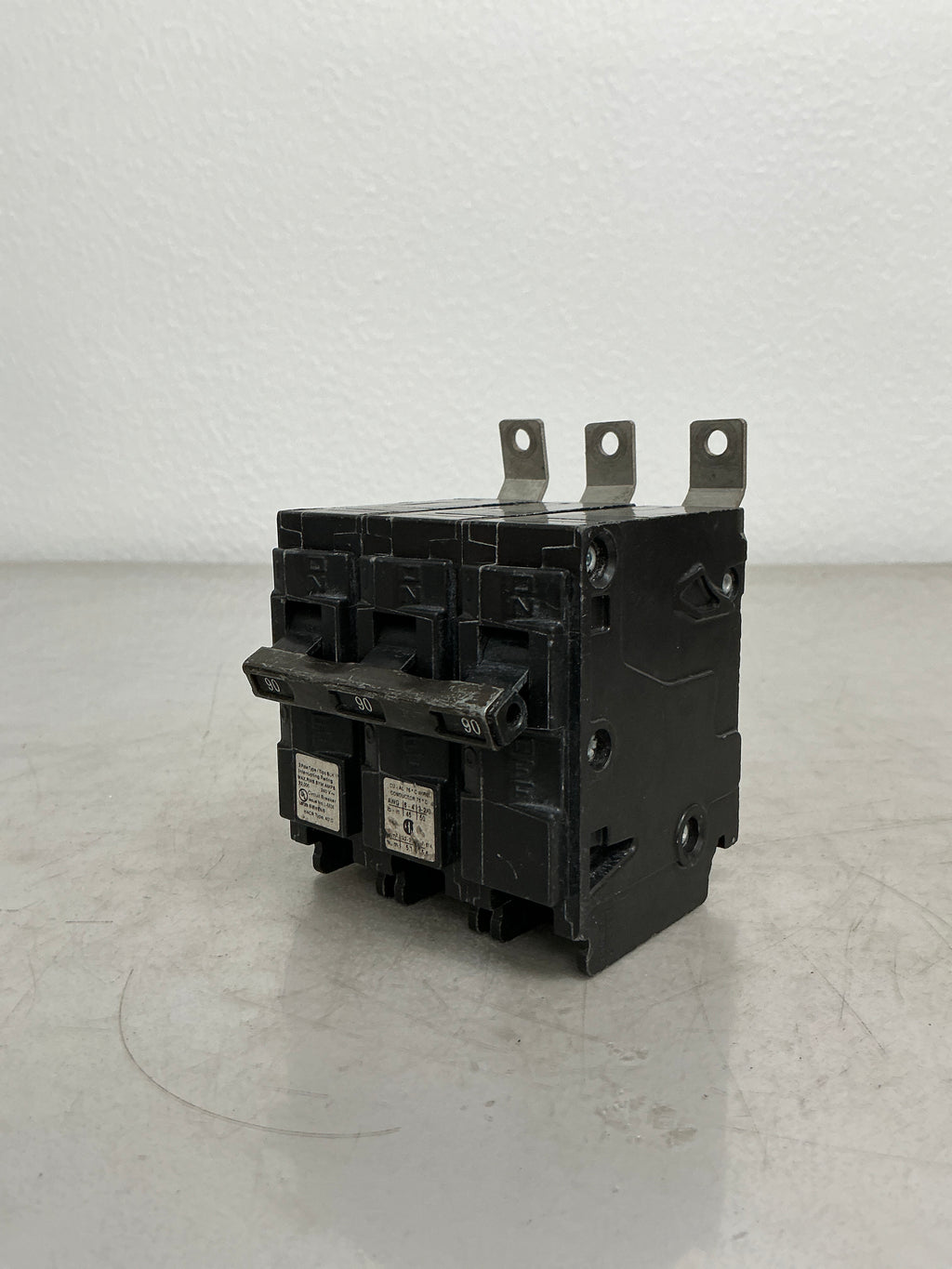 Used Simians B390H 3 Pole, 90 Amps, 240 Volts