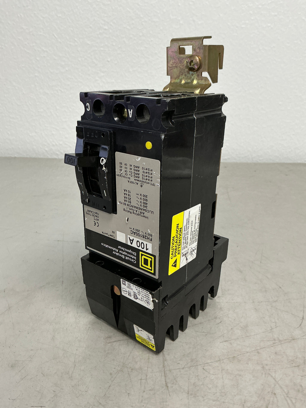 *CHIPPED* Used FH26100AC 2 Poles, 100 Amps