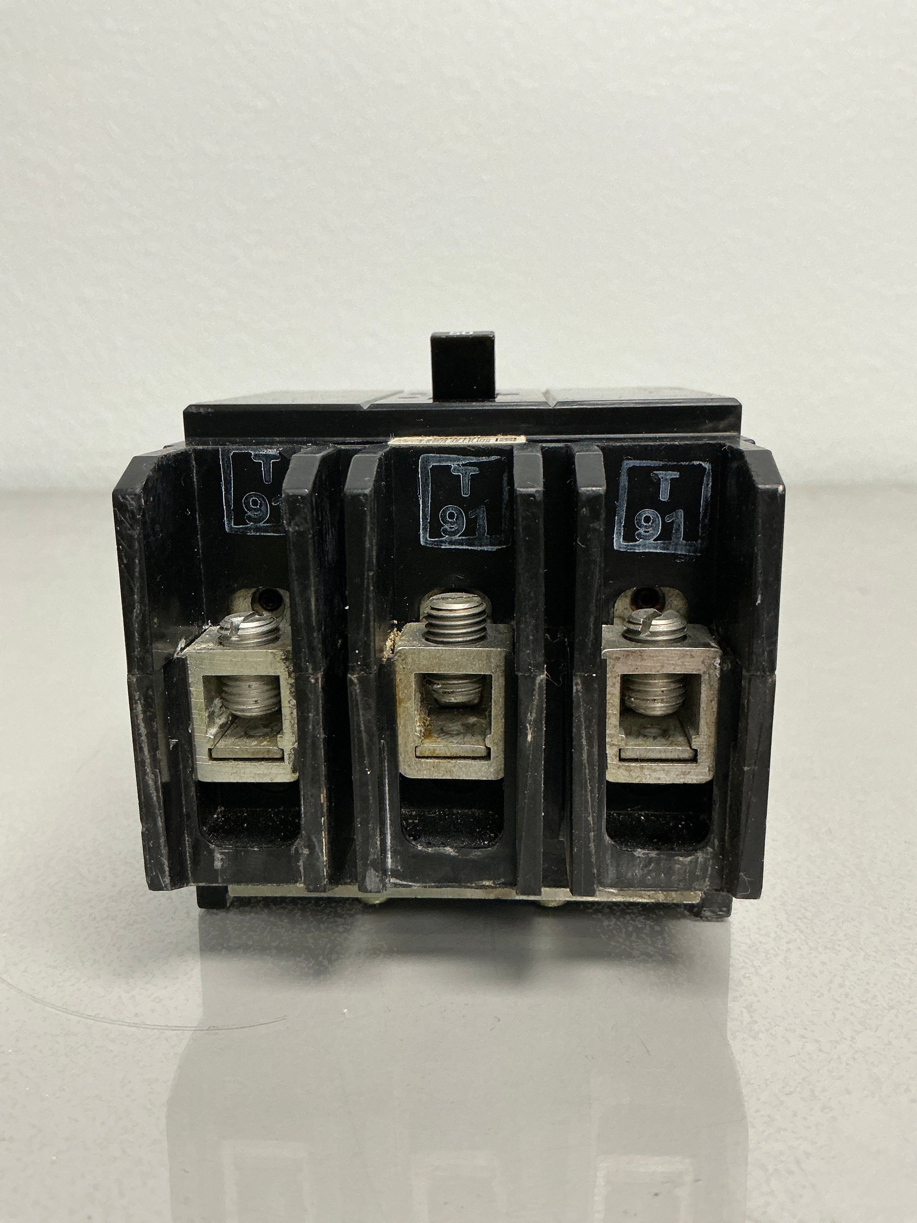 Used GHB3050 3 Pole, 50 Amps, 480/277 Volts