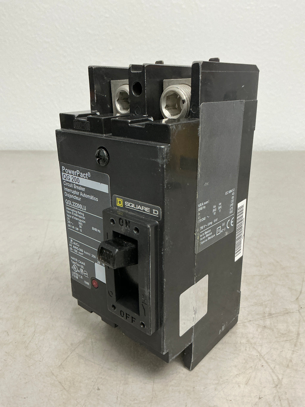 Used Square D QGL22200LU 2 Pole, 200 Amps, 240 Volts Circuit Breaker