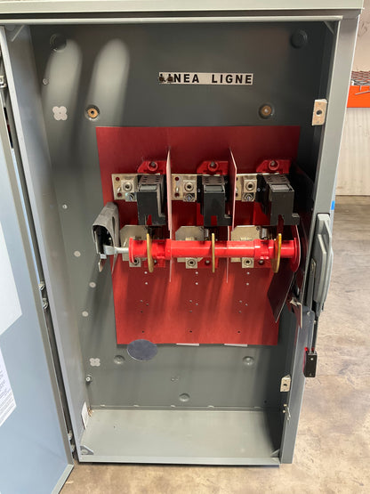 Used Square D HU365R Disconnect 400 Amp 600 Volt Non Fusible Outdoor