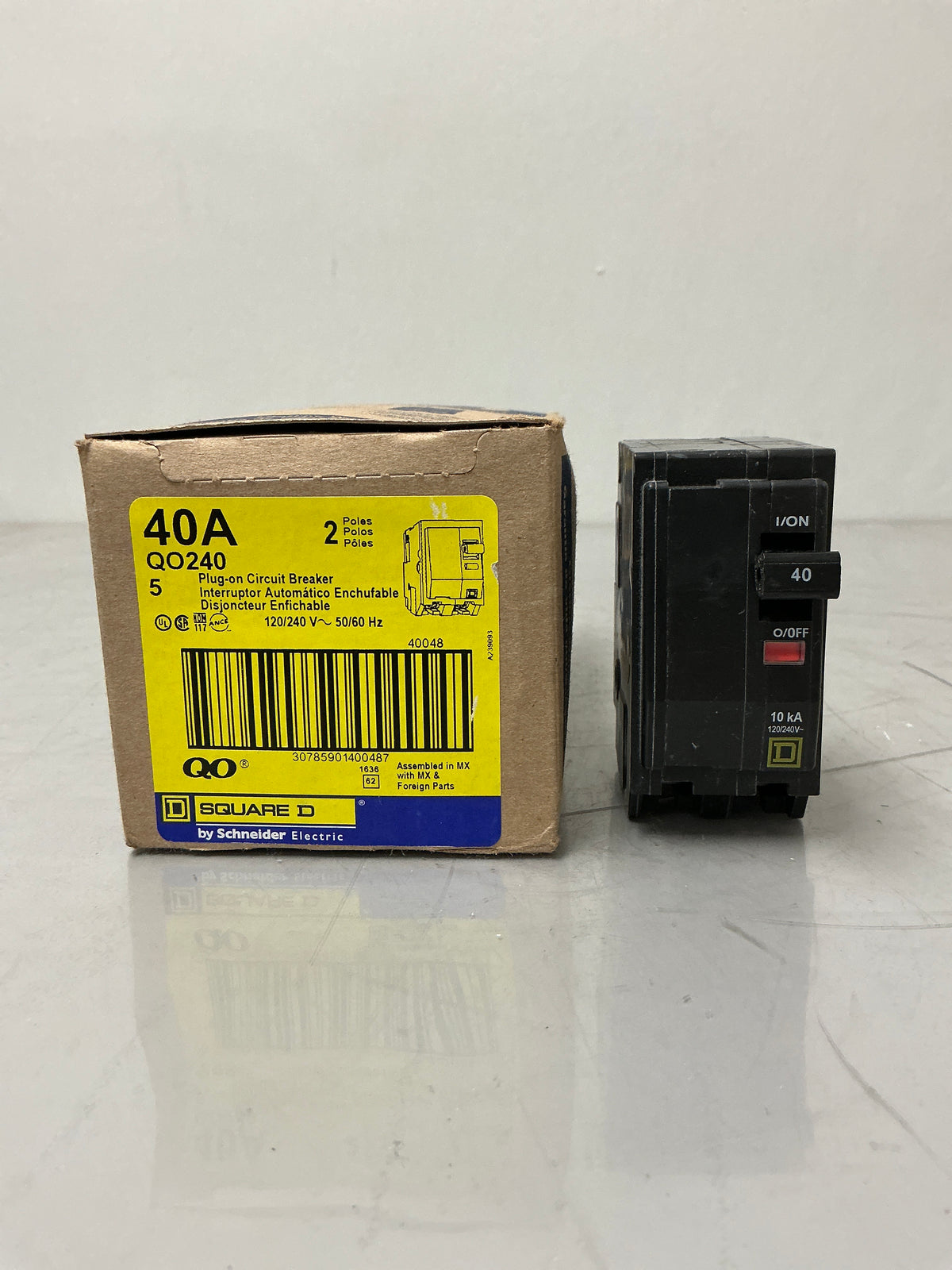 New Square D QO240 2 Pole, 40 Amps, 240 Volts, Circuit Breaker