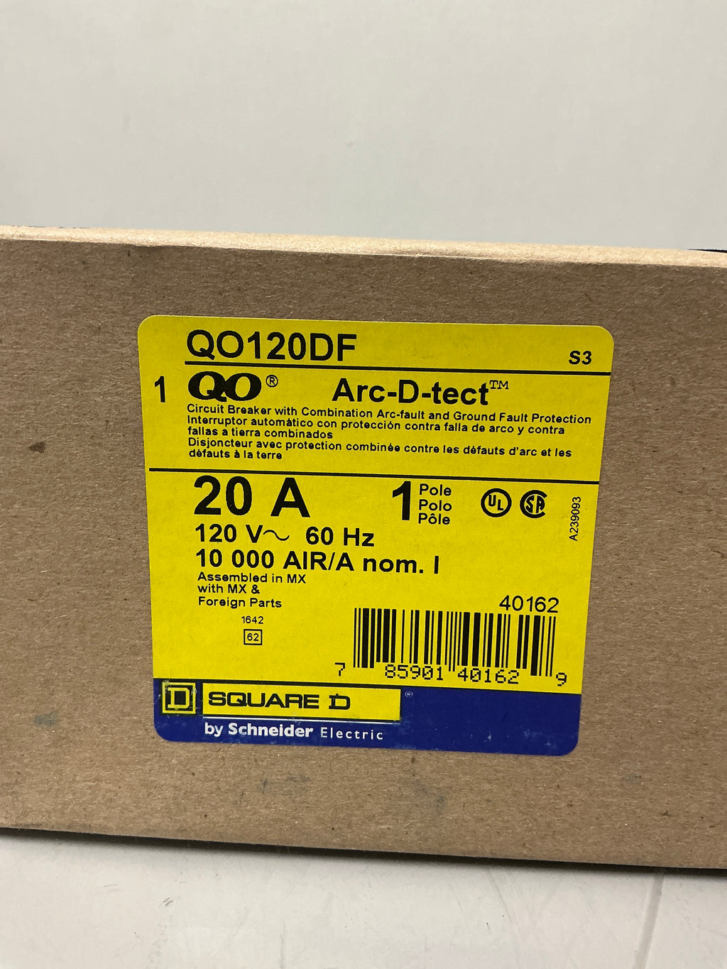 New Square D QO120DF 1 Pole, 20 Amps, 120 Volts Circuit Breaker