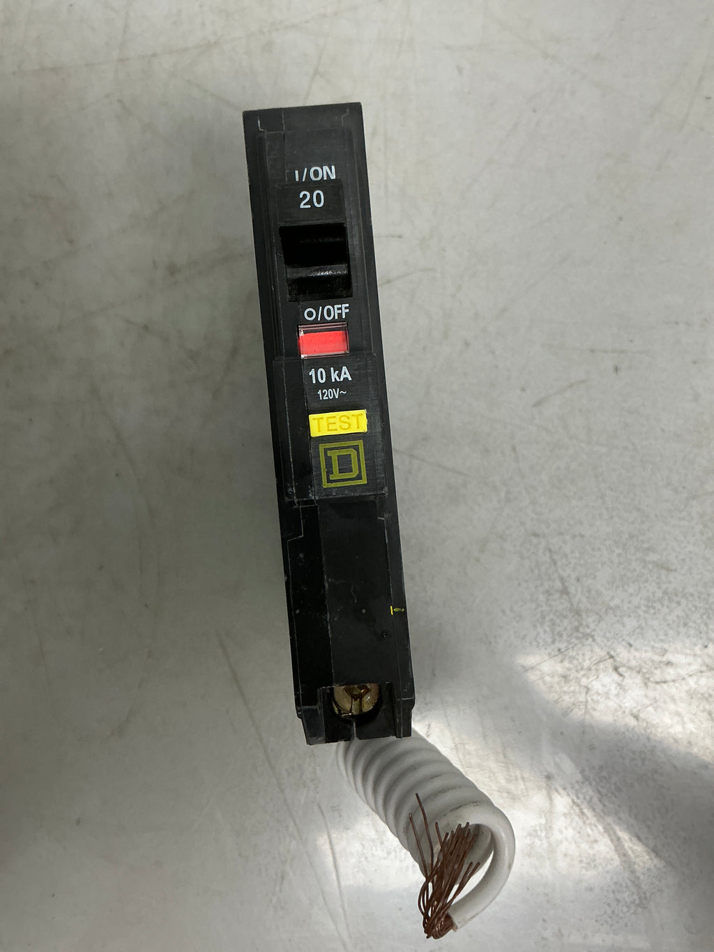 Used Square D QOB120GFI 1 Pole, 20 Amps, 120 Volts Circuit Breaker