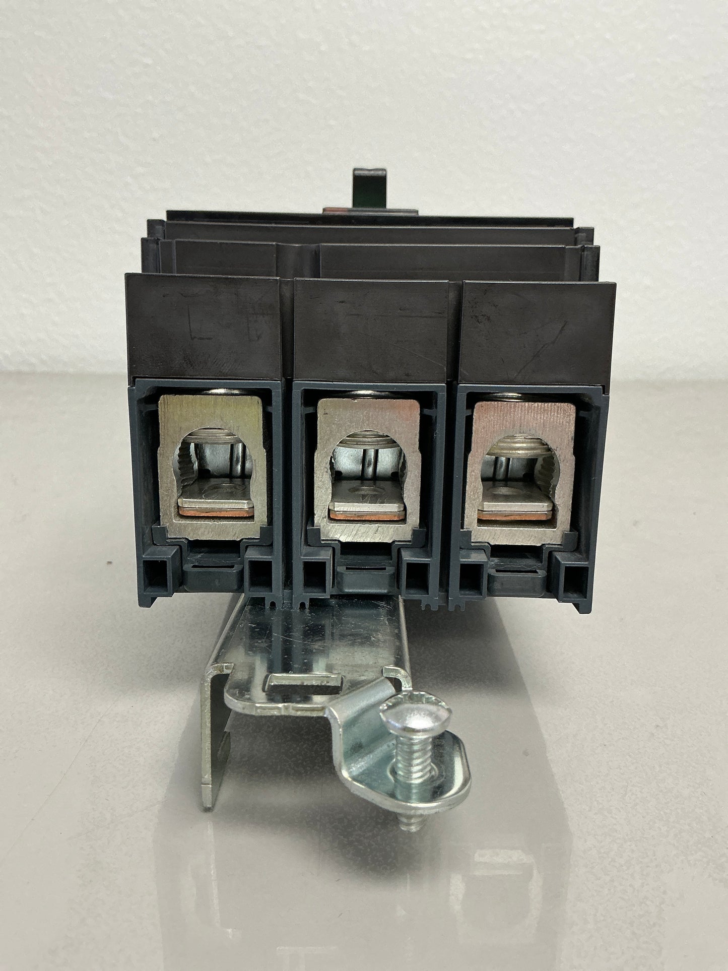 New Square D JDA36250 3 Pole, 250 Amps, 600 Volts