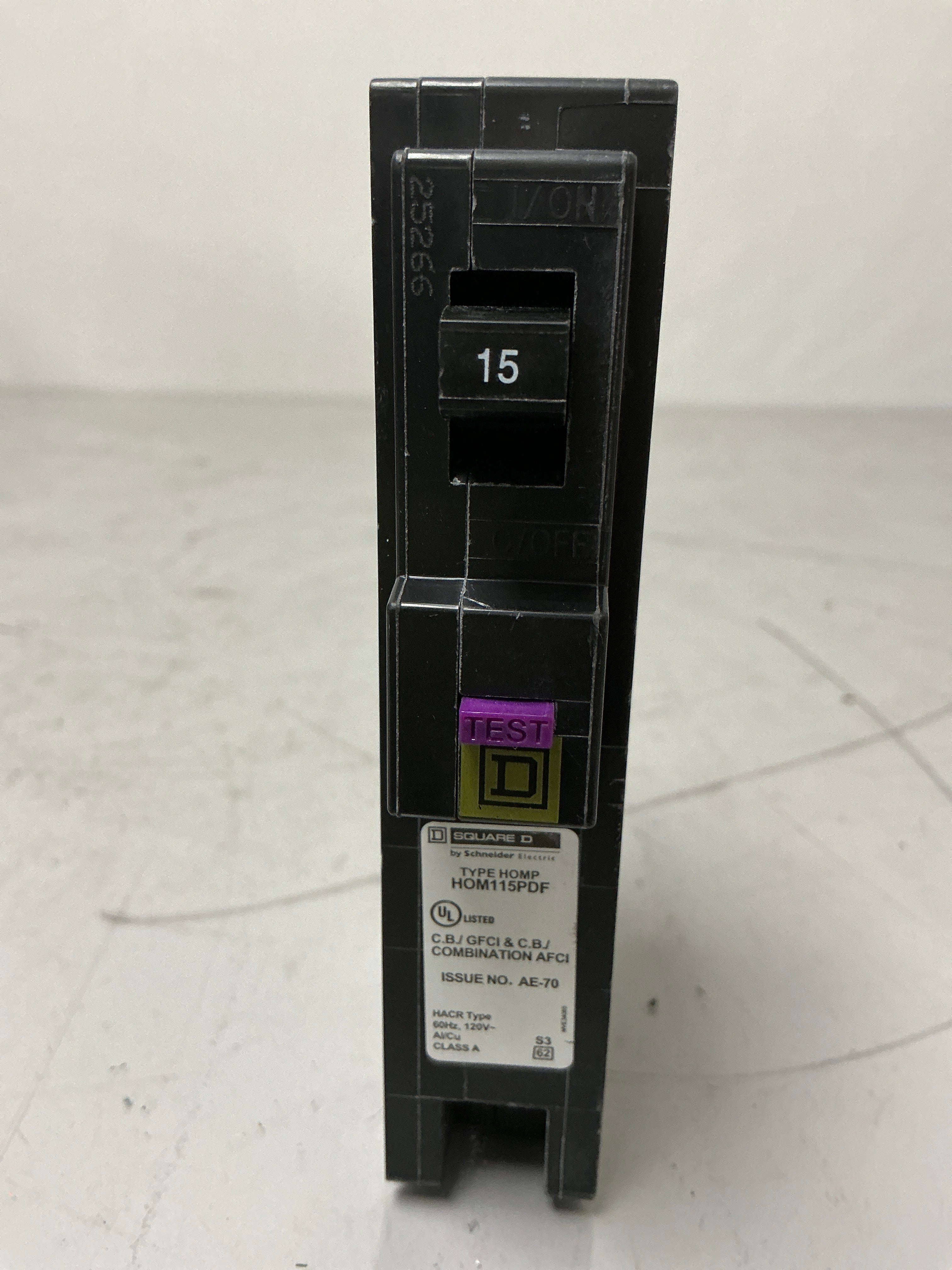 New Square D HOM115PDF 1 Pole, 15 Amps, 120 Volts Circuit Breaker
