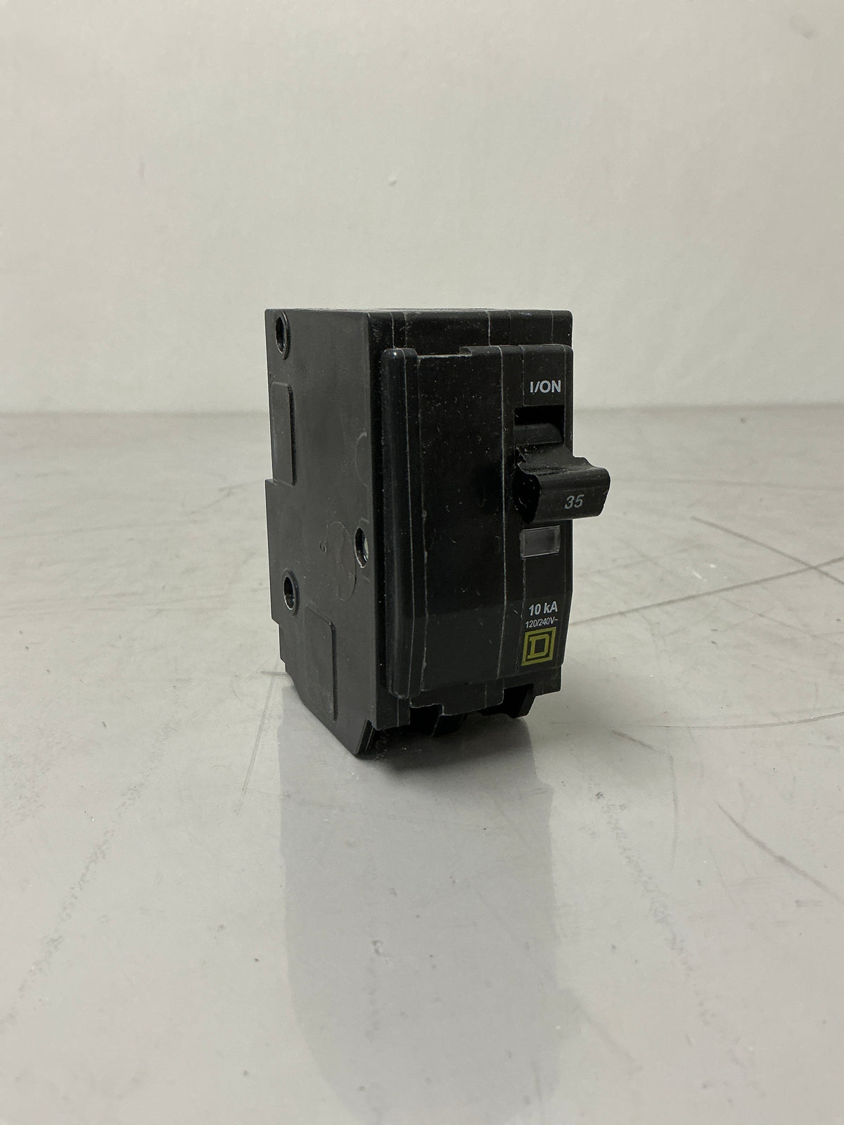 New Square D QO235 2 Pole, 35 Amps, 240 Volts, Circuit Breaker