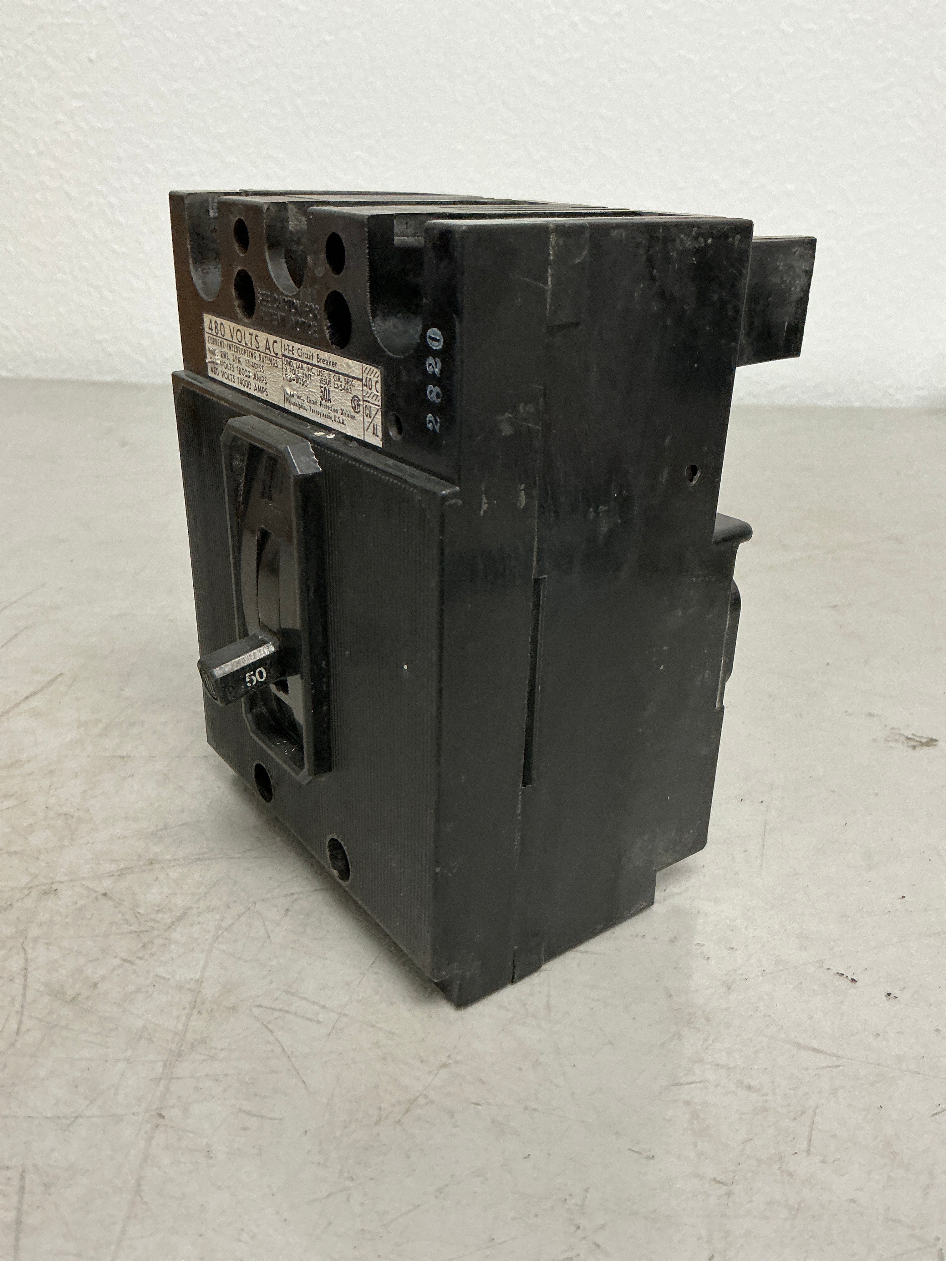 *CHIPPED* Used EH3-B050 3 Pole, 50 Amps, 480 Volts Circuit Breaker