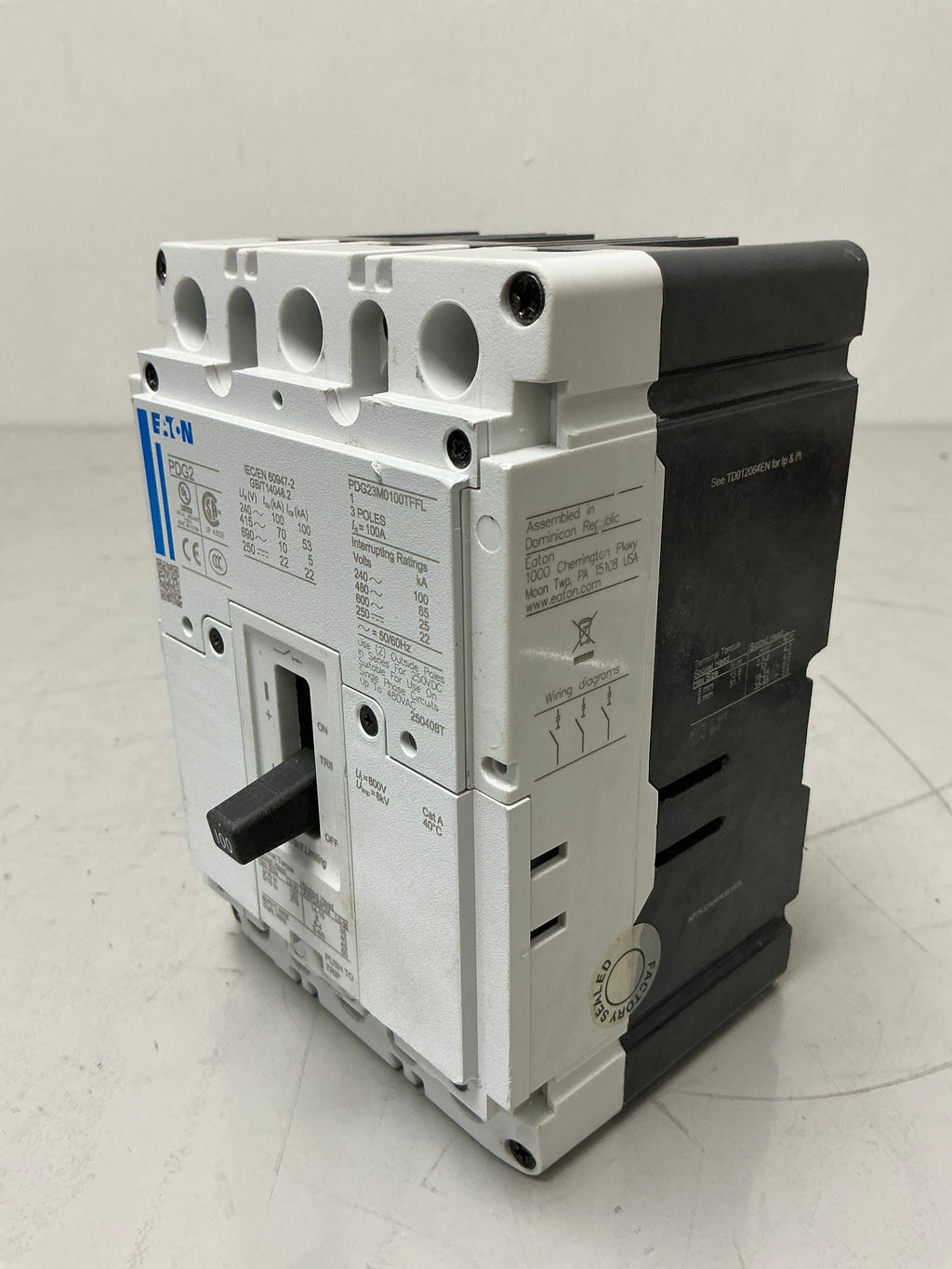 New Eaton PDG23M0100TFFL 3 Pole, 100 Amps, 600 Volts Circuit Breaker