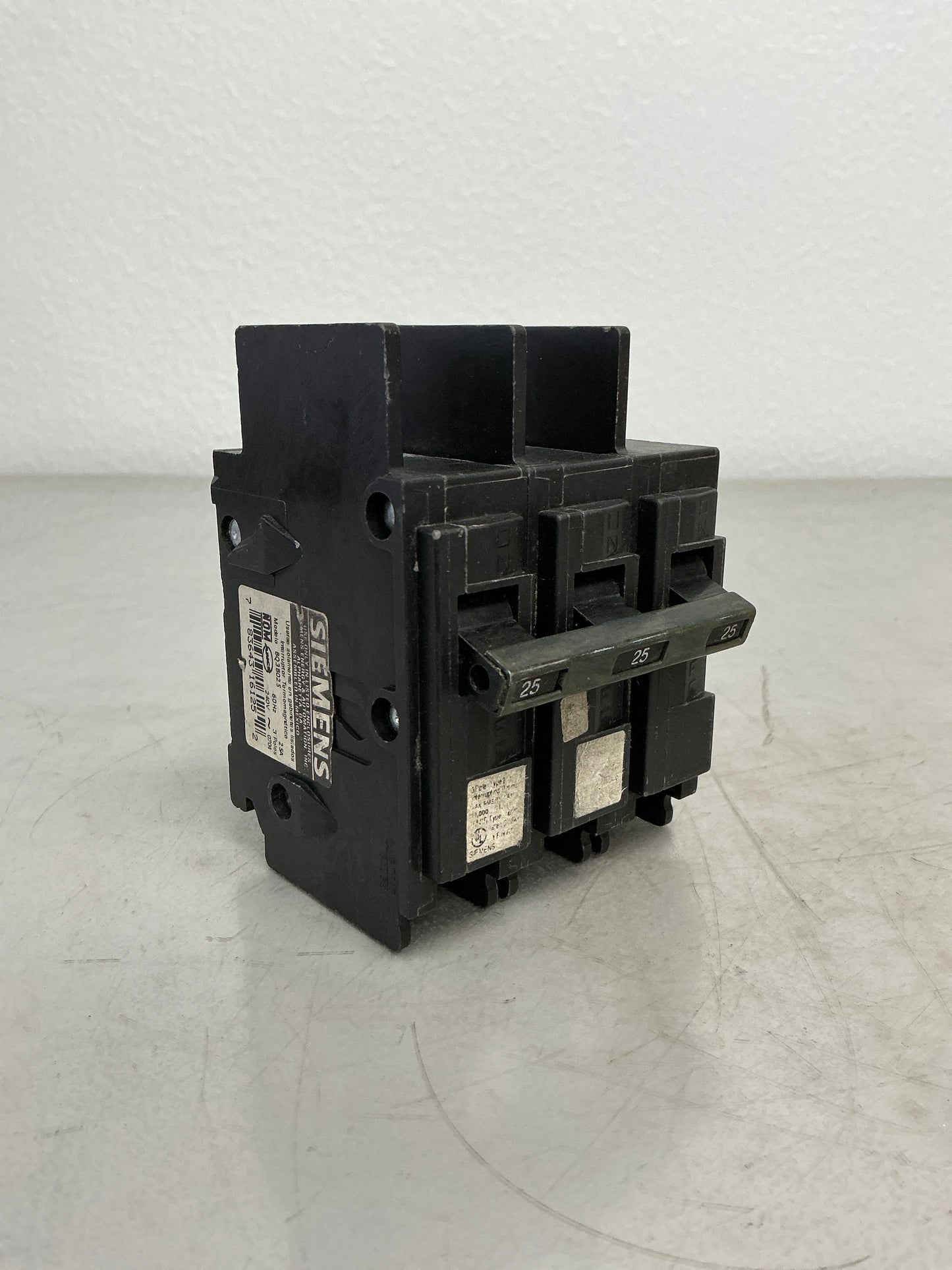 Used Siemens BQ3B025 3 Pole, 25 Amps, 240 Volts