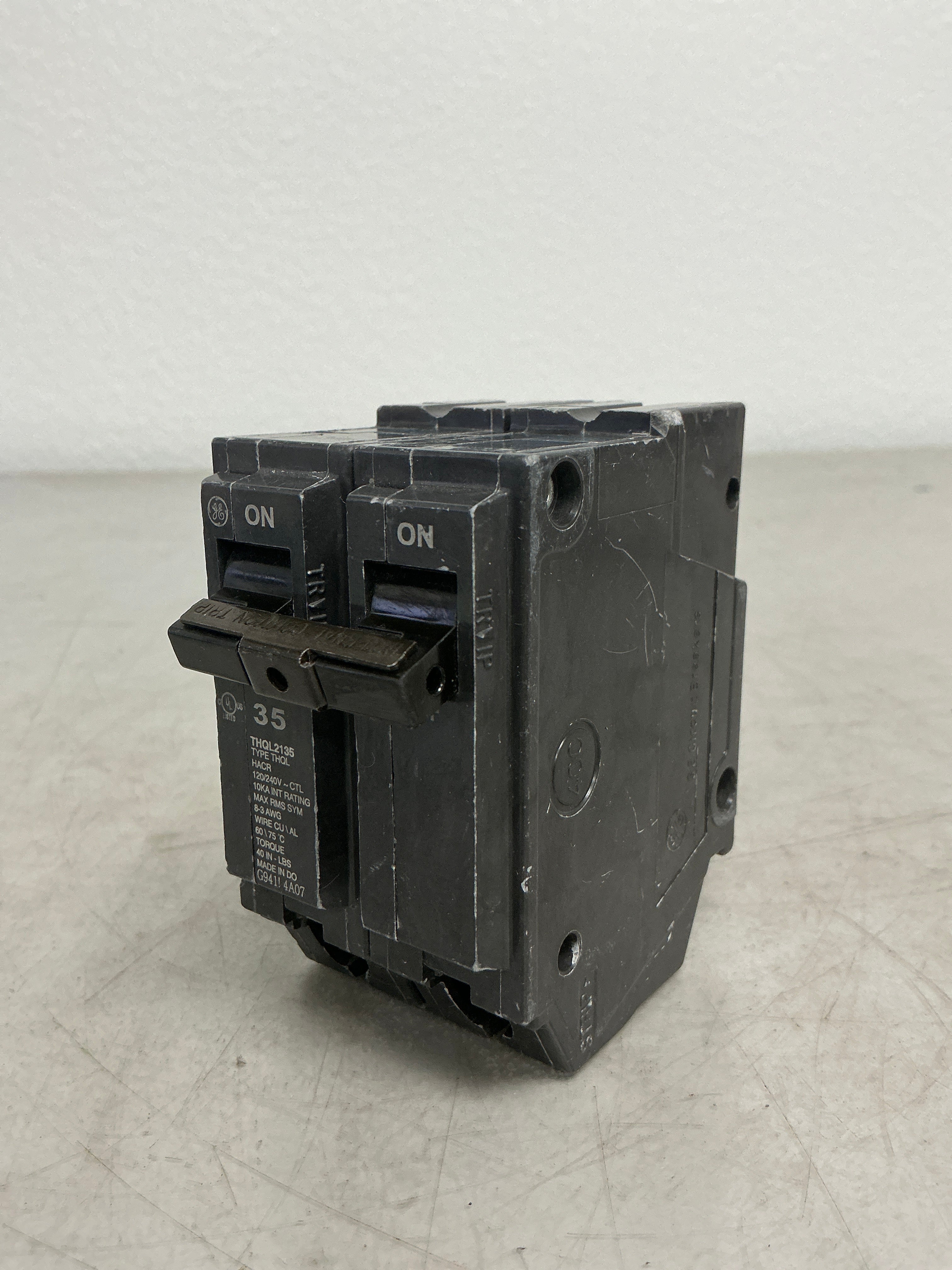 Used THQL2135 2 Pole, 35 Amps, 240 Volts