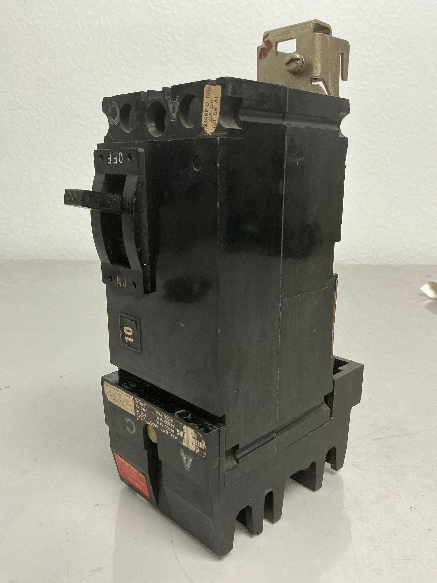 *CHIPPED* Used Square D FA26200AC 2 Pole, 200 Amps