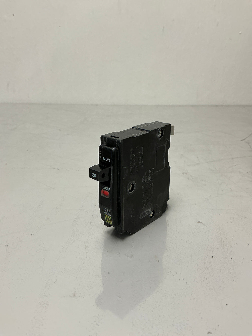 New Square D QO120 1 Pole, 20 Amps, 120/240 Volts, Circuit Breaker