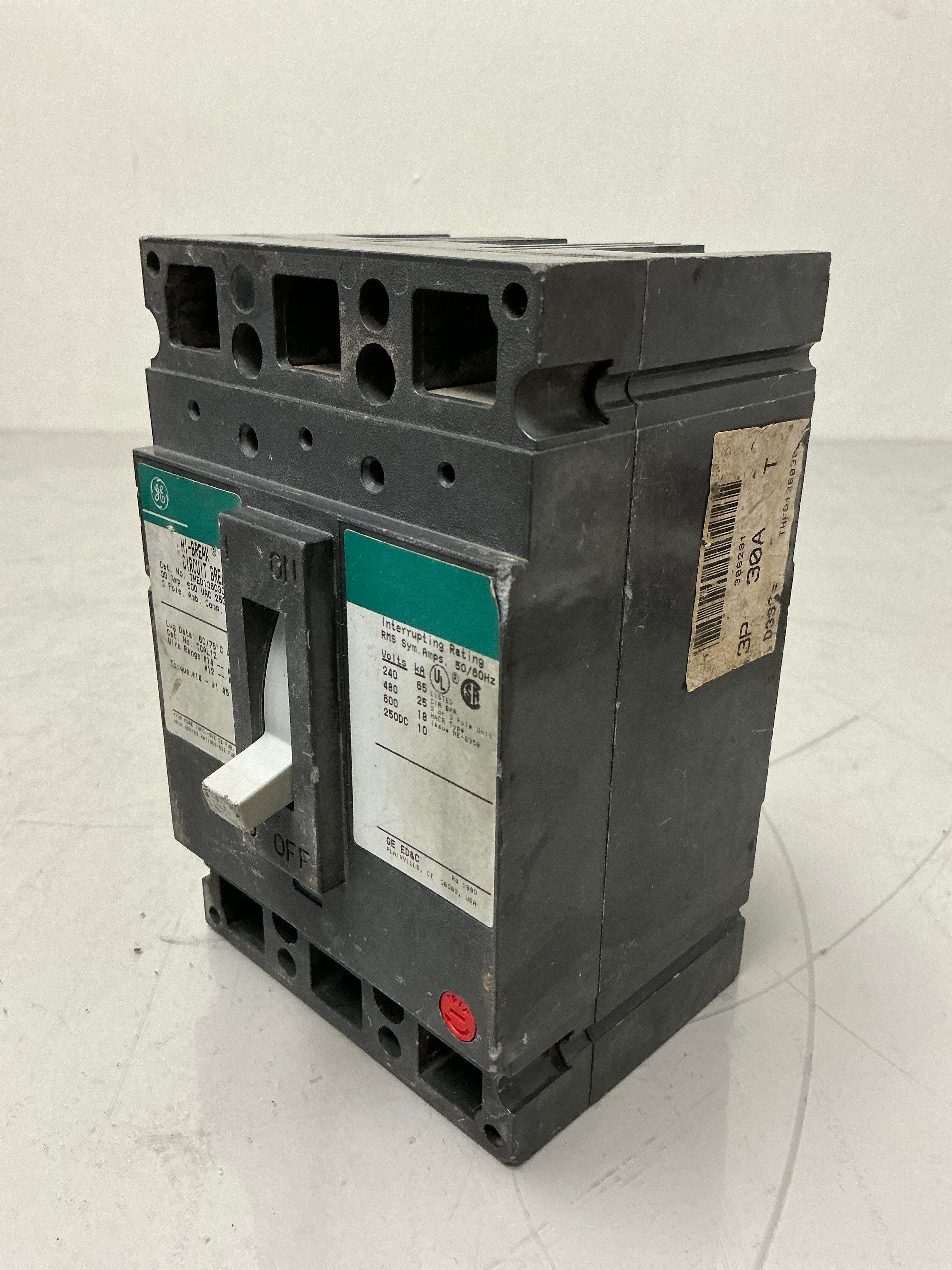 Used THED136030 3 Pole, 30 Amps, 600 Volts Circuit Breaker
