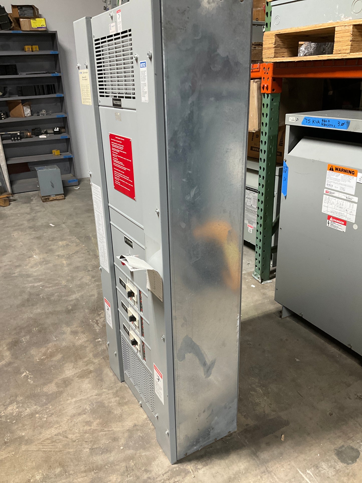 250 Main Distribution Panel PRL-4B 3 Phase 4 Wire 480/277 Volt Nema 1 Indoor