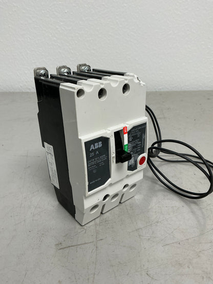*CHIPPED* Used ABB TEYL3025B 3 Pole, 25 Amps, 480 Volts, Shunt trip