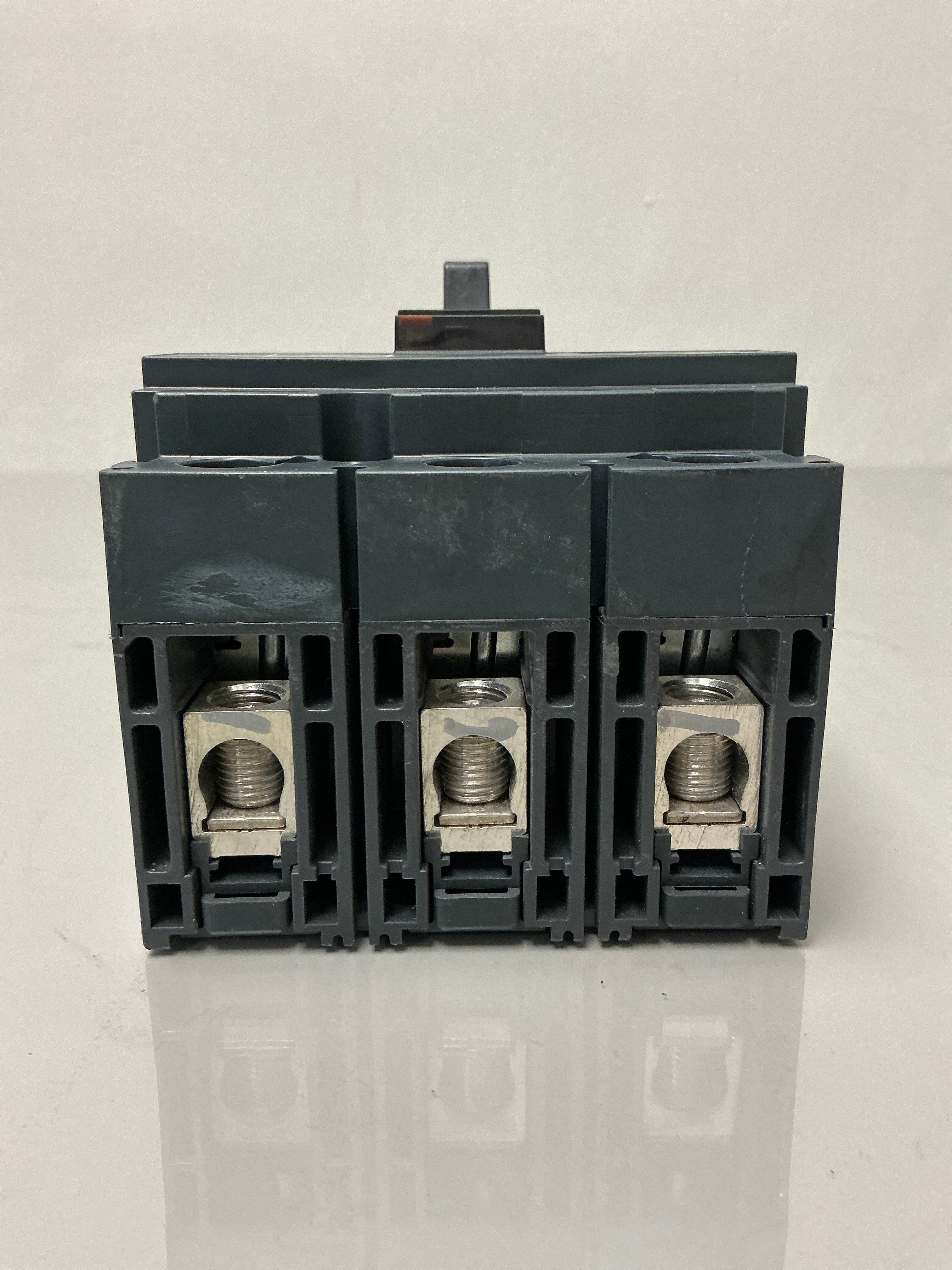 Used Square D HDP36050 3 Poles, 50 Amps, 600 Volts Circuit Breaker