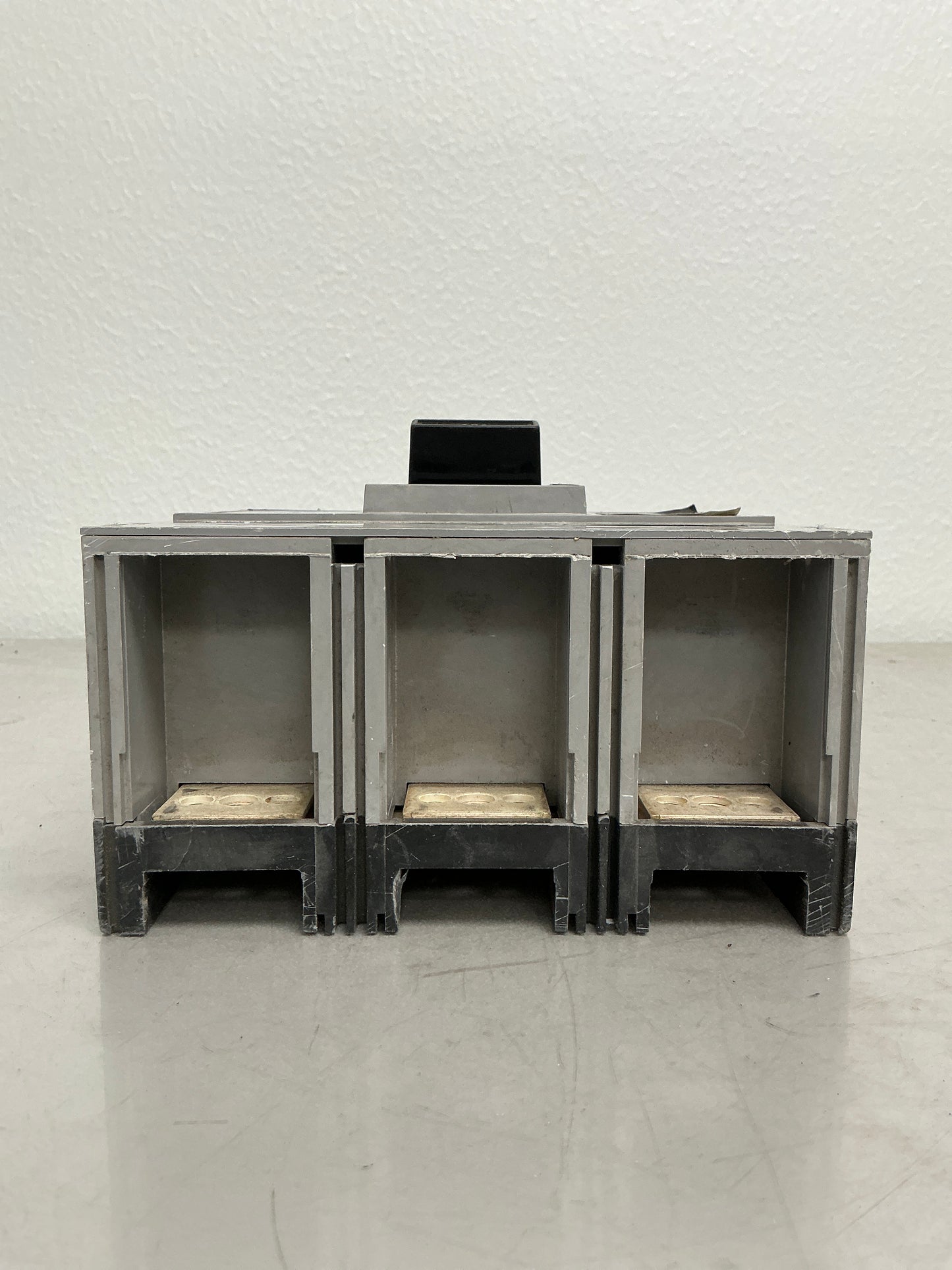 Used Siemens JXD63B300 3 Pole, 300 Amps, 600 Volts