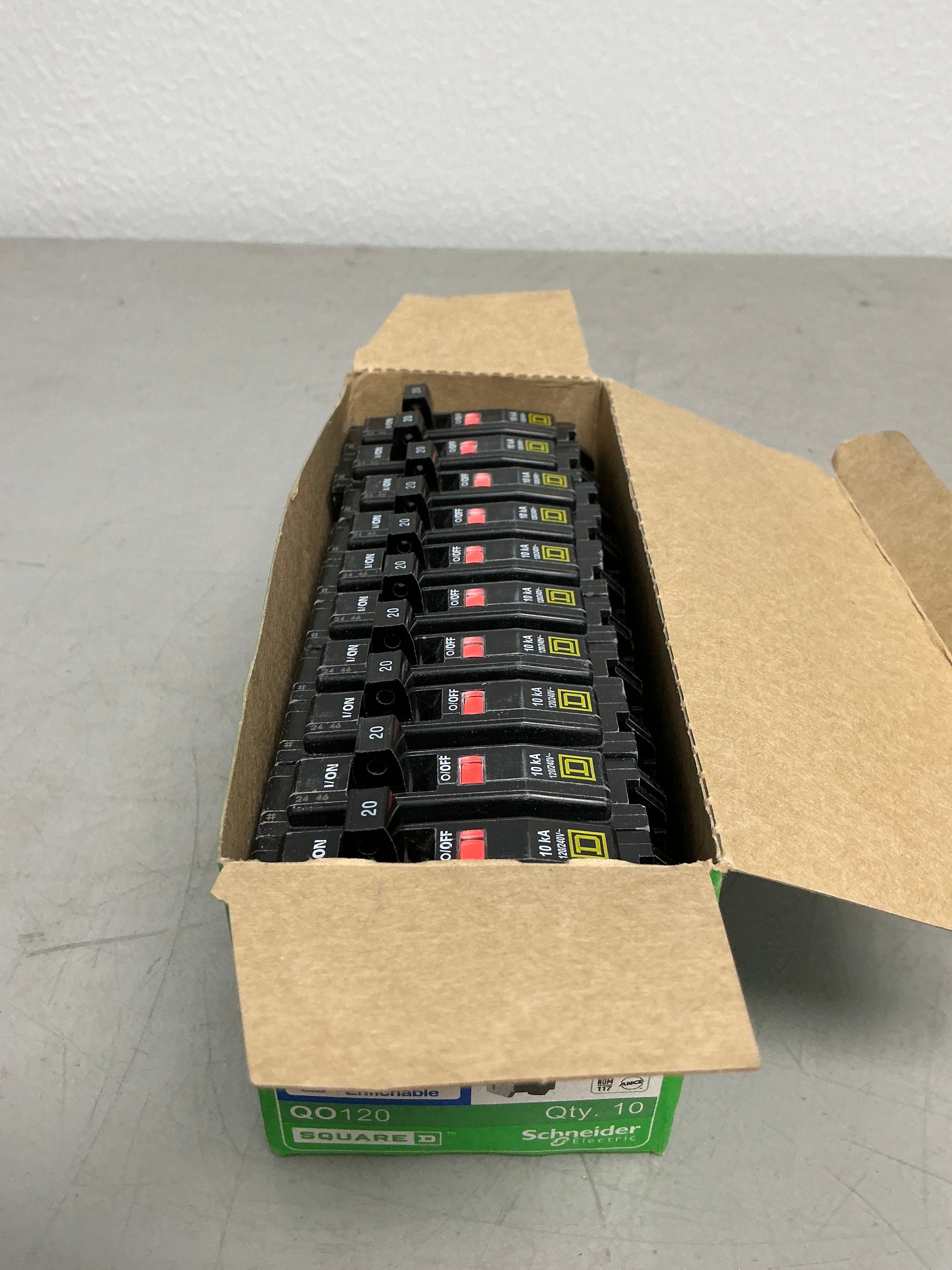 New QO120 1 Pole, 20 Amps