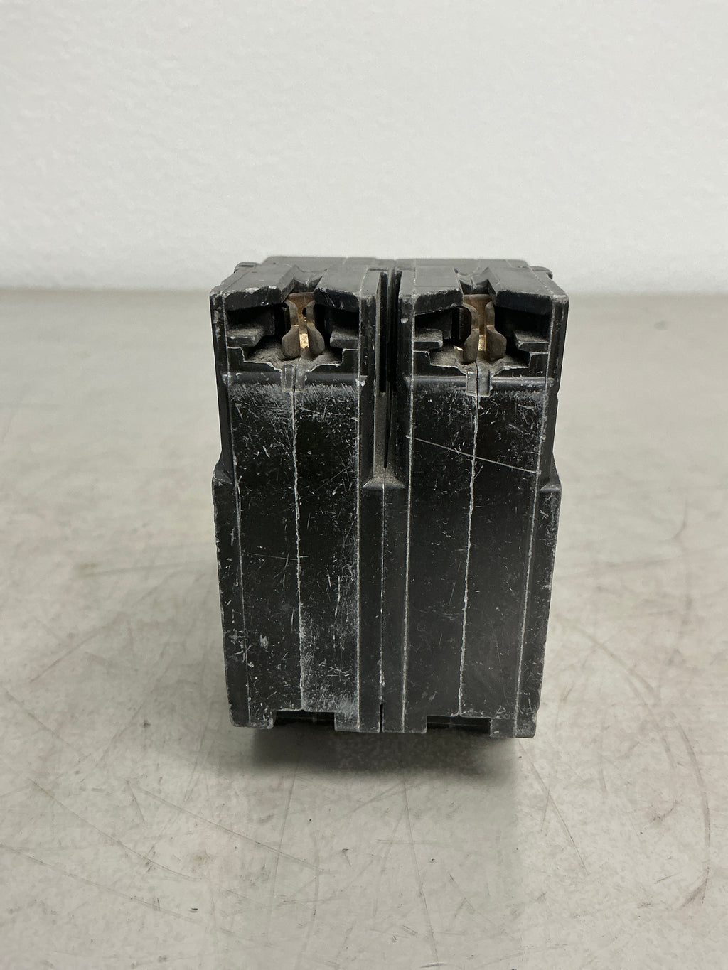 Used THQL2115 2 Pole, 15 Amps, 240 Volts