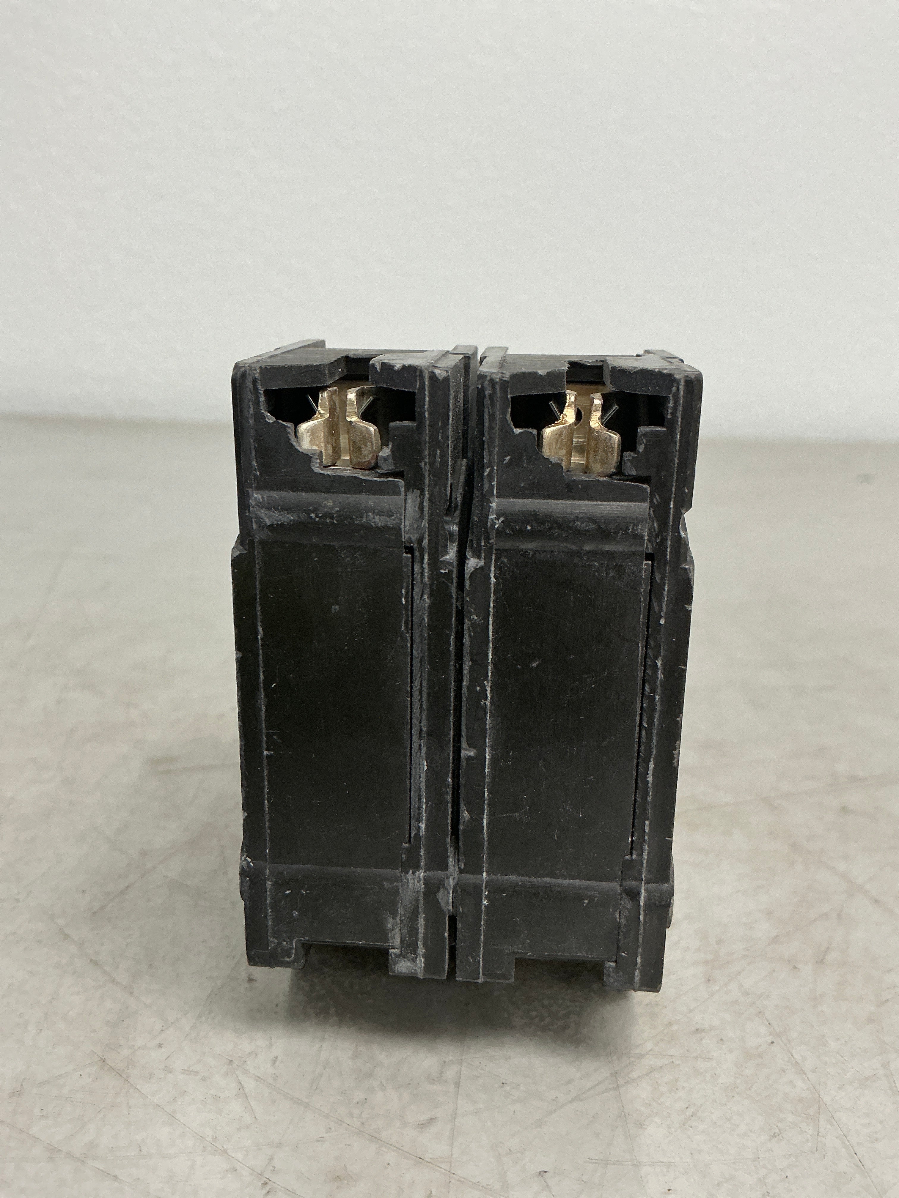 Used THQL21100 2 Pole, 100 Amps, 240 Volts