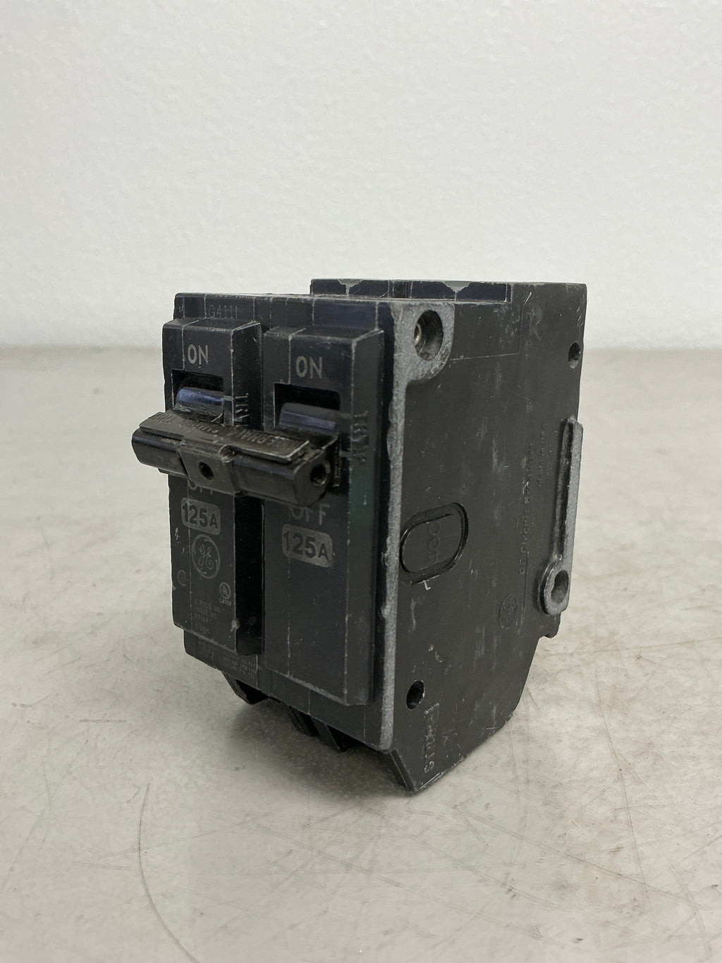 Used THQL21125 2 Pole, 125 Amps, 240 Volts