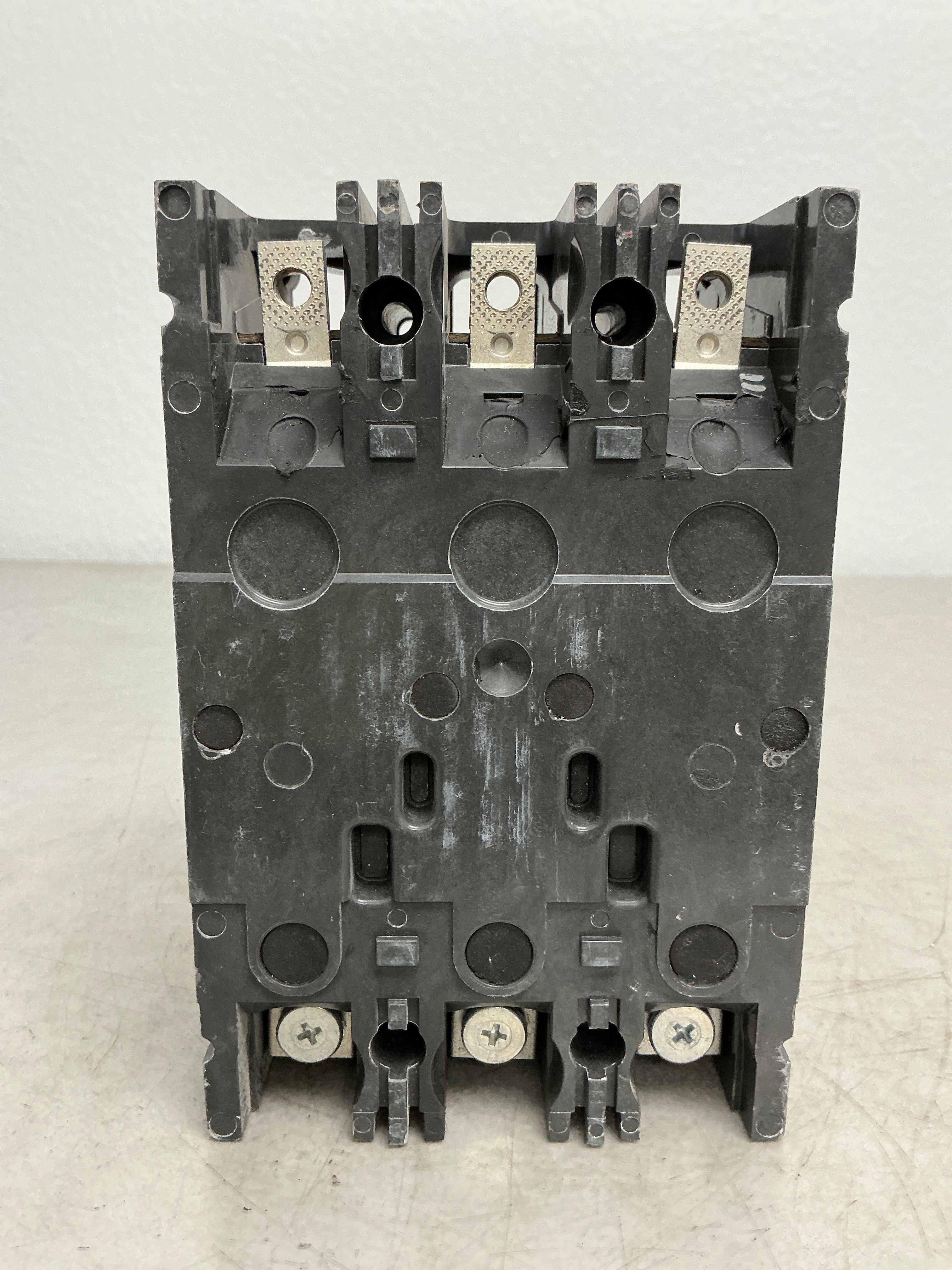 Used THED136020V 3 Pole, 20 Amps, 600 Volts Circuit Breaker