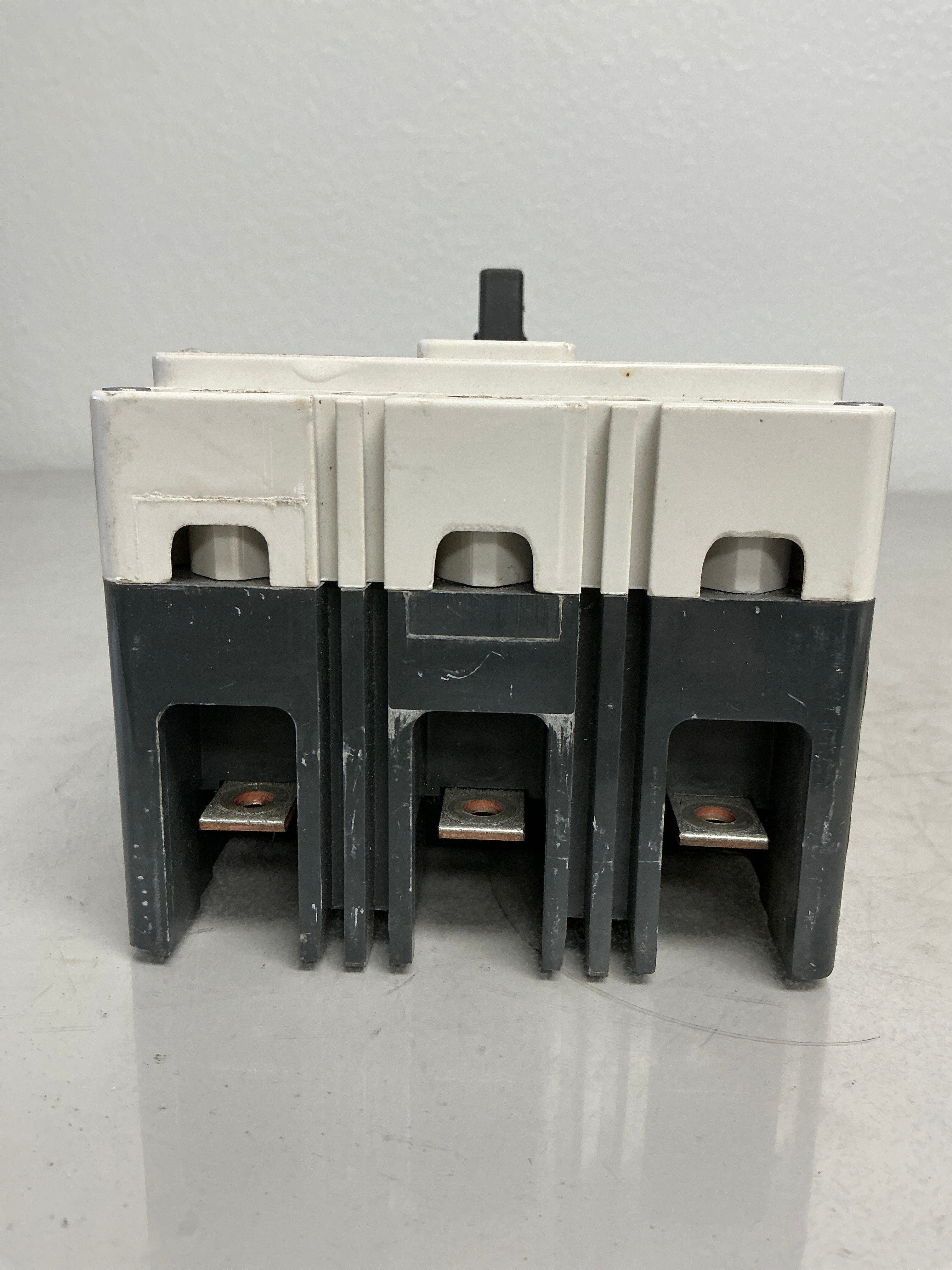 New Eaton HFD3060BP10 3 Poles, 60 Amps, 600 Volts