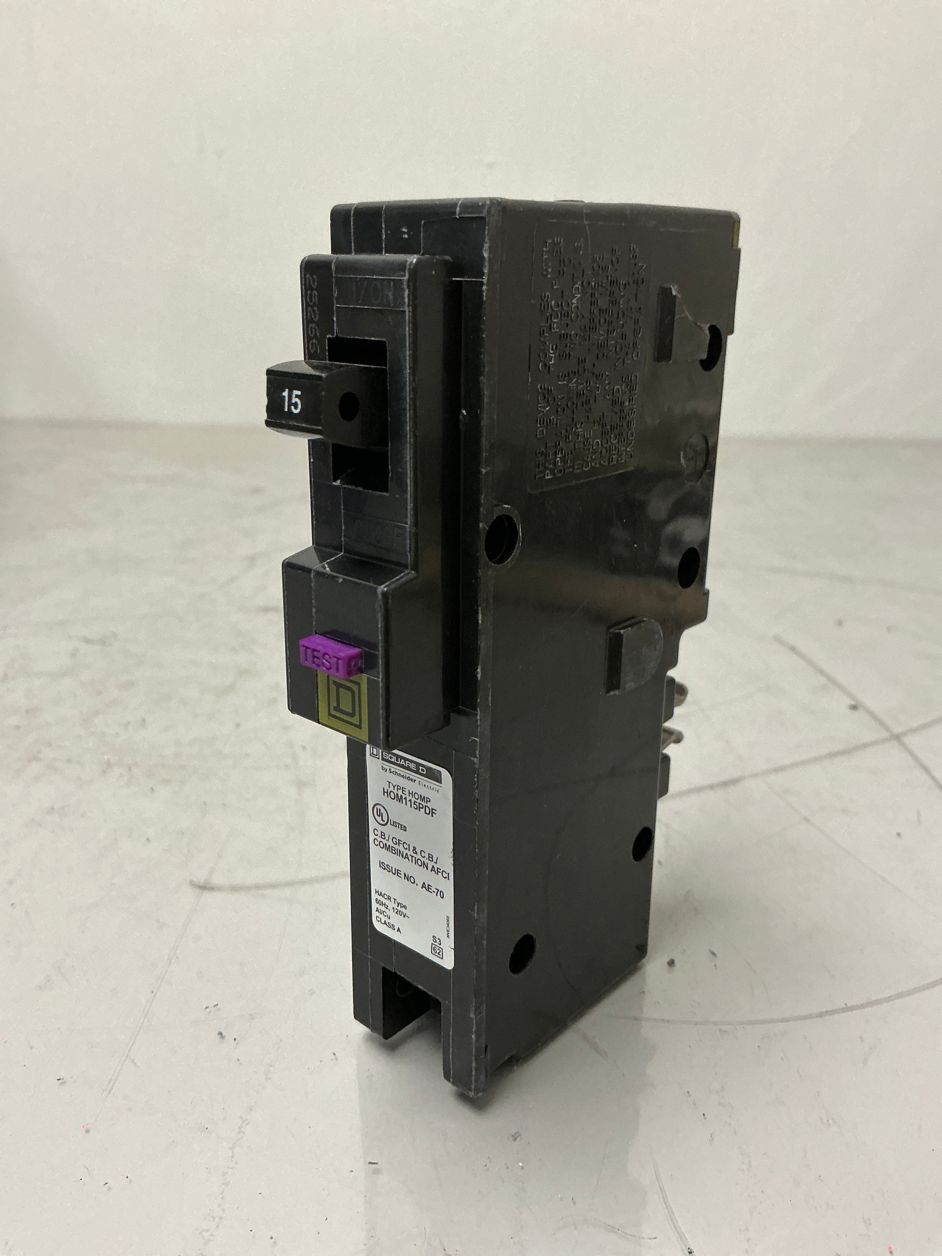 New Square D HOM115PDF 1 Pole, 15 Amps, 120 Volts Circuit Breaker