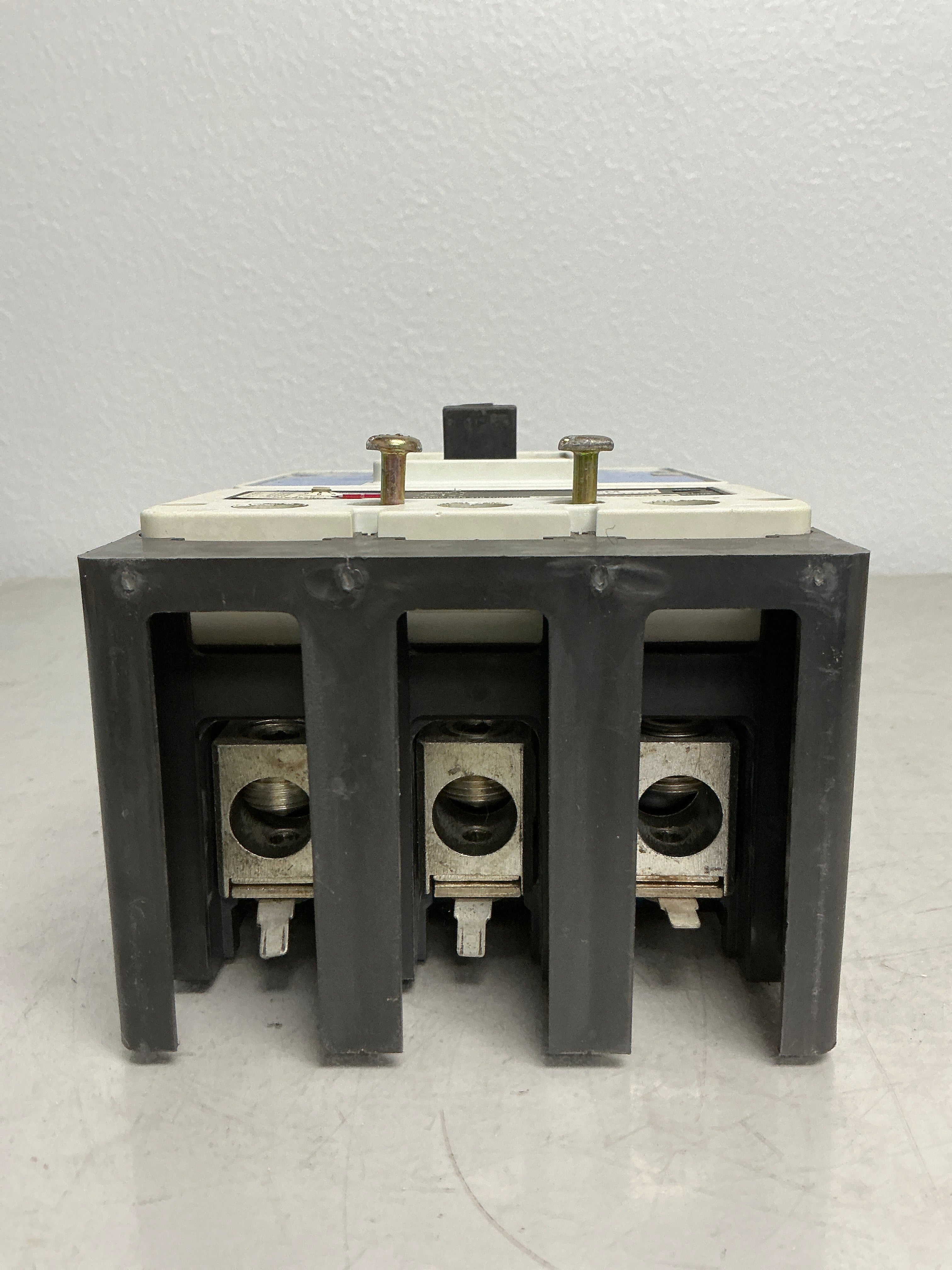 Used KD3250 3 Pole, 400 Amps, 600 Volts
