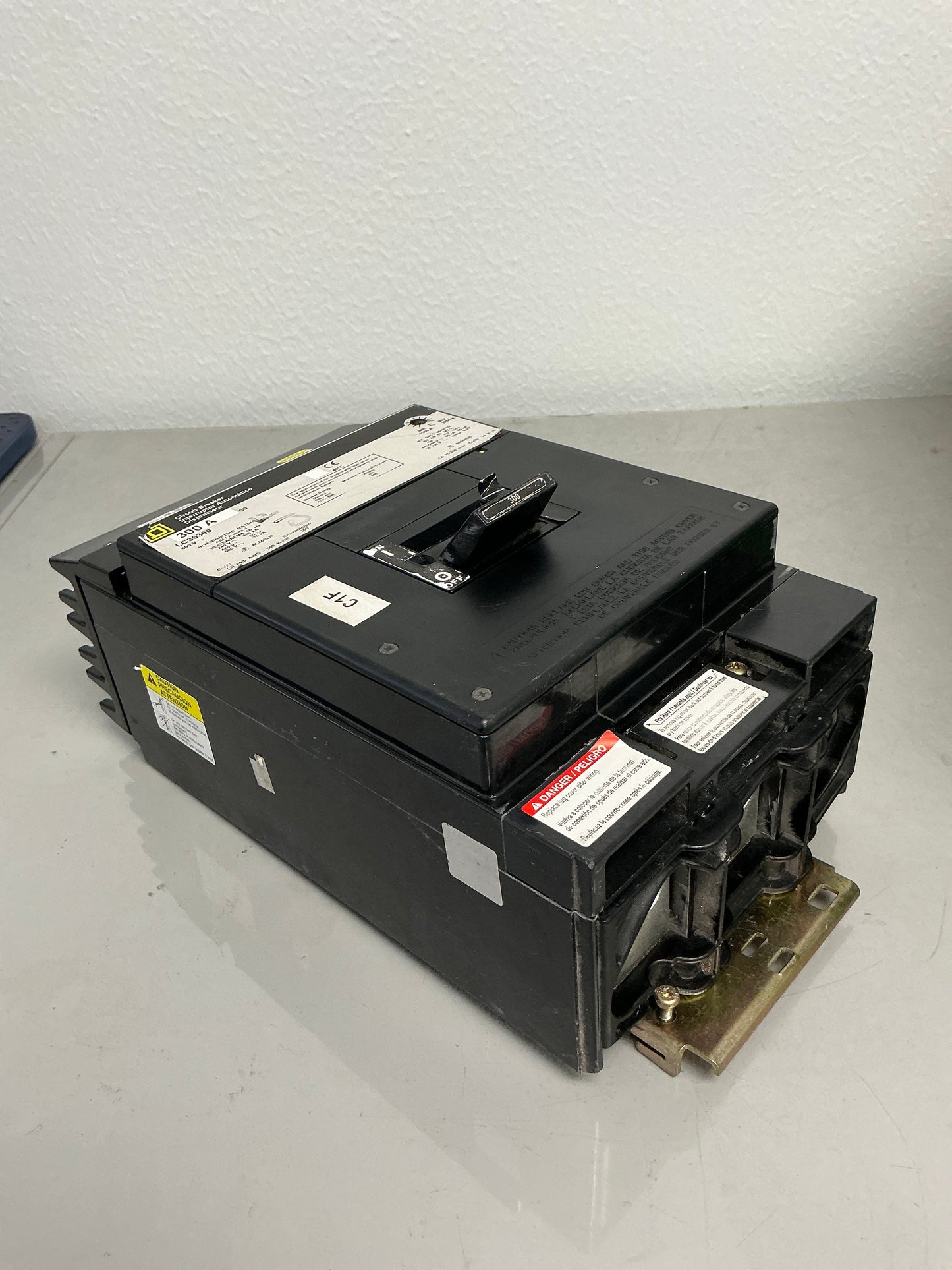 Used Square D LC36300 300 Amps, 600 Volts, 3 Poles, Breaker