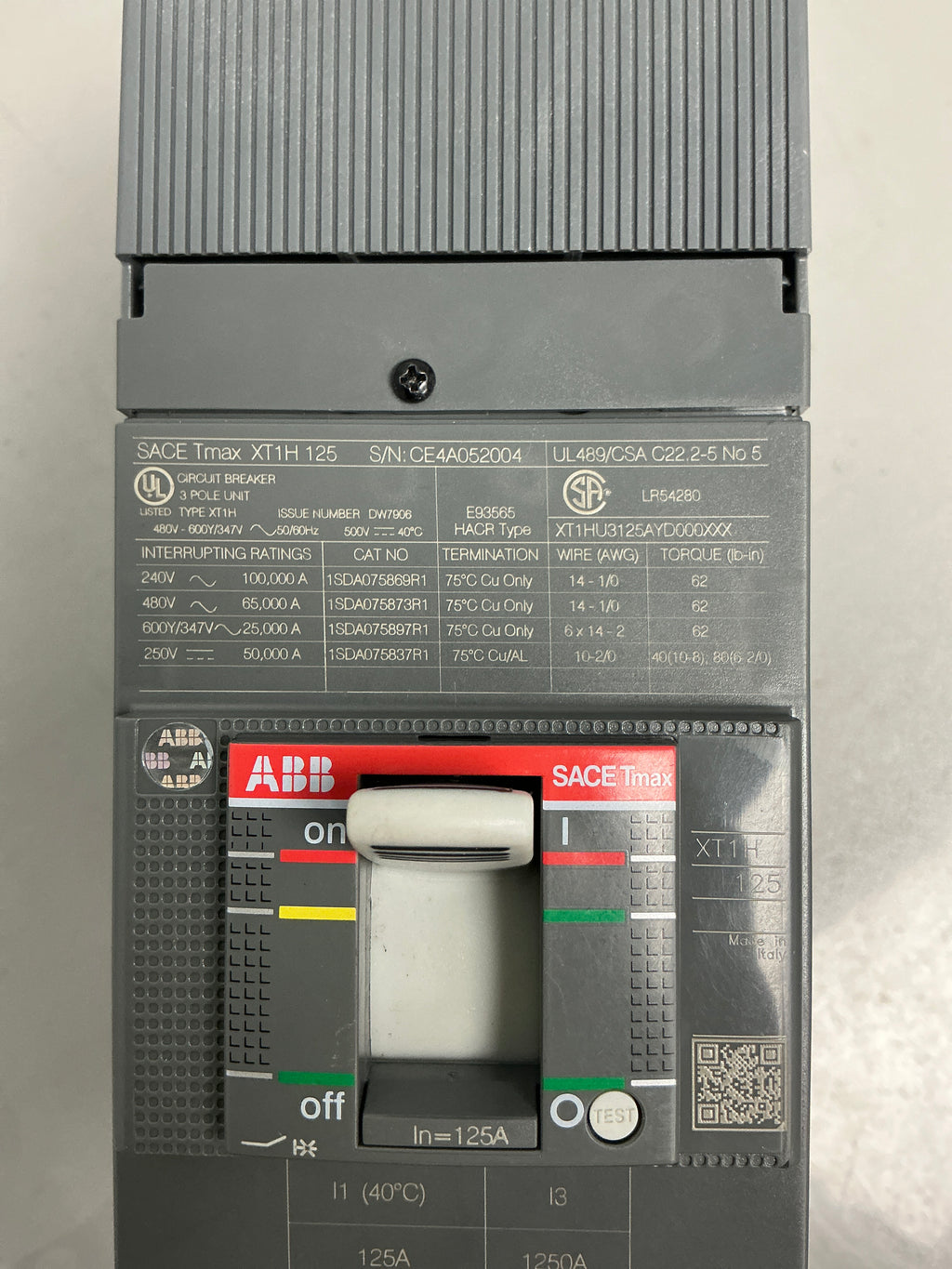 New ABB XT1HU3125AYD000XXX 125 Amps, 3 Pole, Breaker