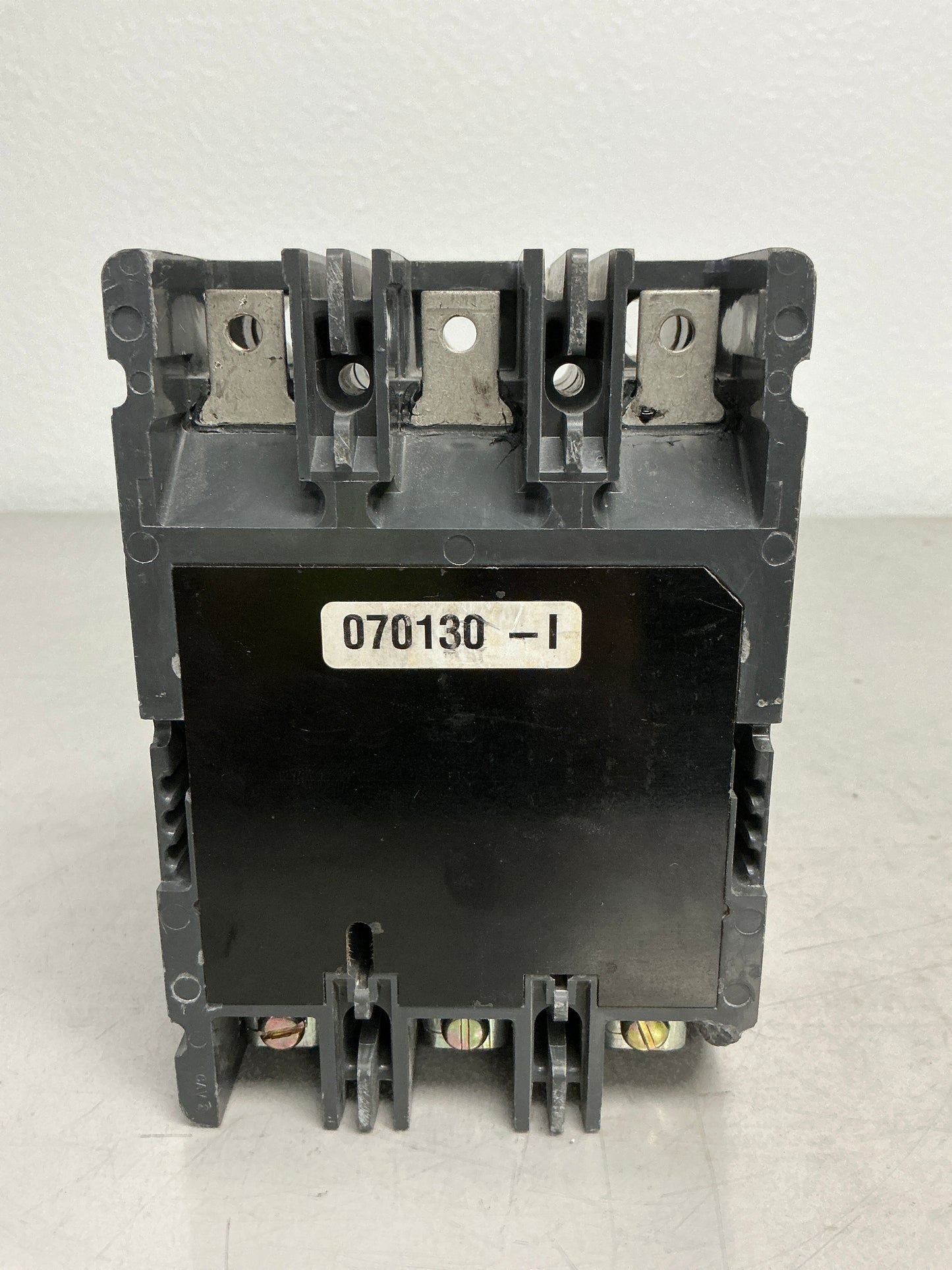 *CHIPPED* New FD3070 3 Poles, 70 Amps, 600 Volts