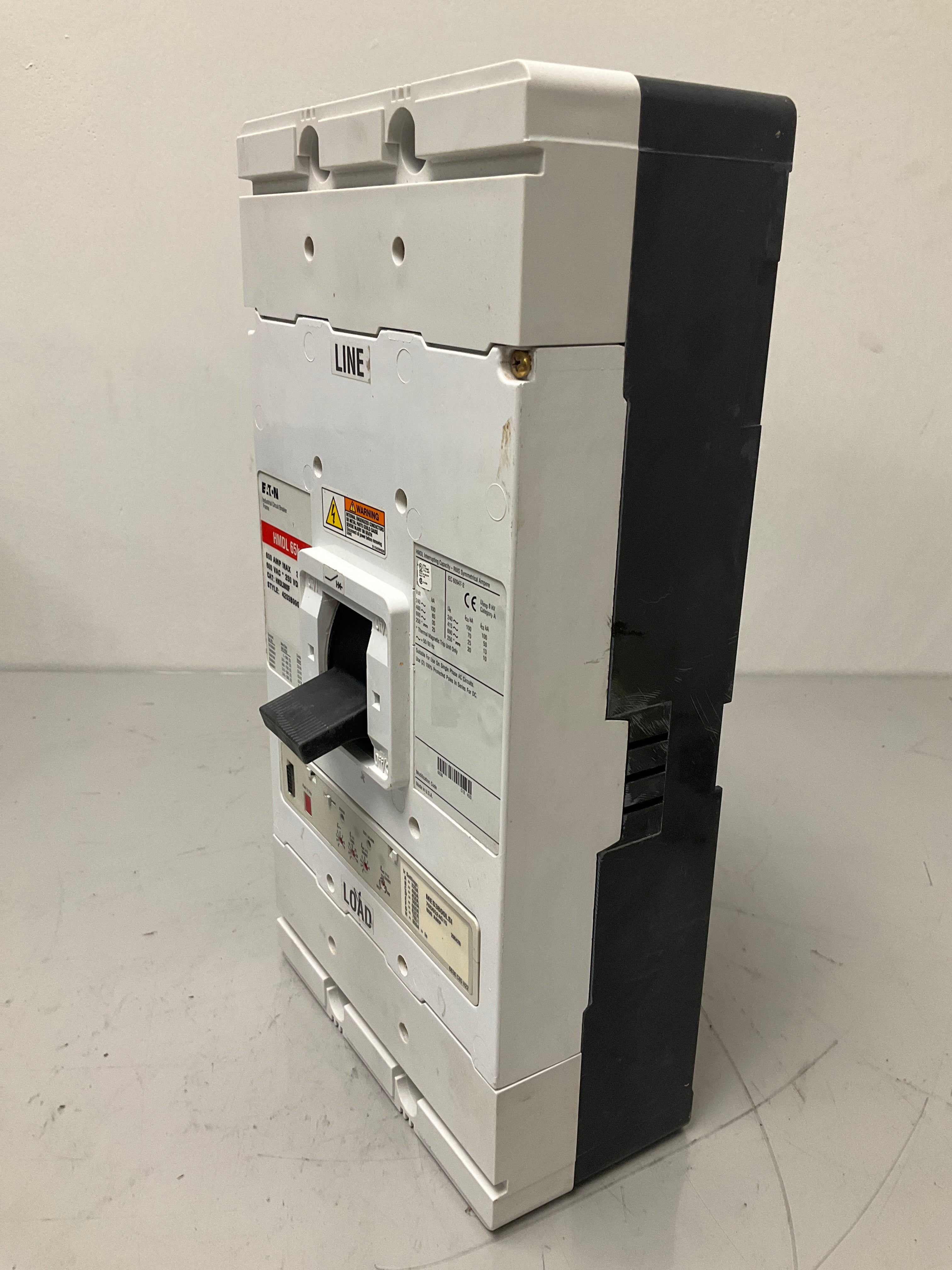 Used Eaton HMDL3800 3 Pole, 800 Amps, 600 Volts Circuit Breaker