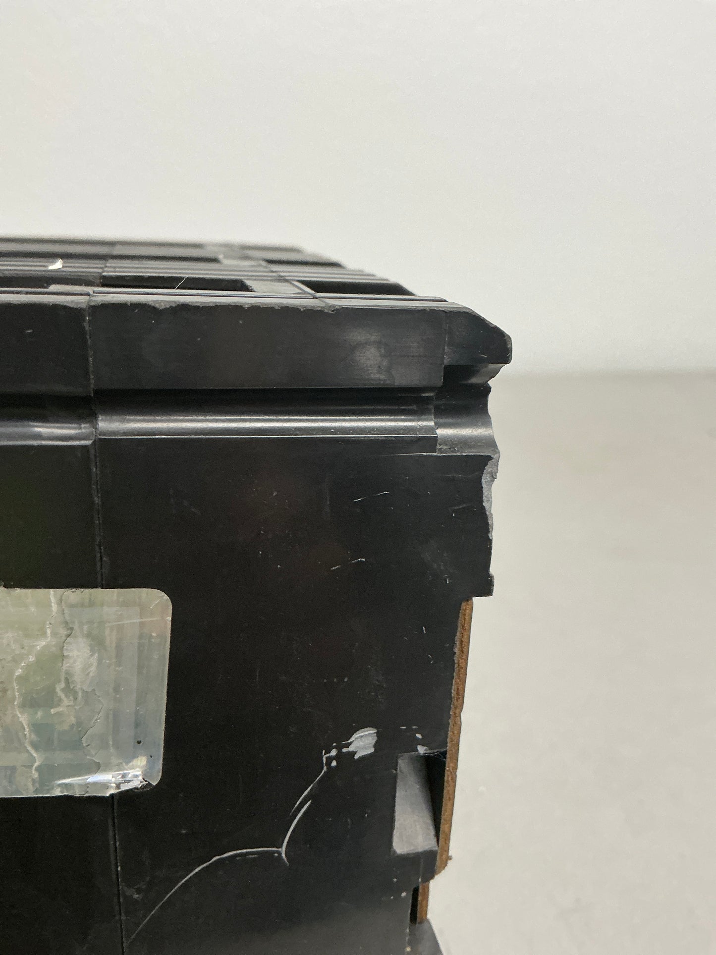 *CHIPPED* Used Square D FAL34060 3 Pole, 60 Amps, 480 Volts