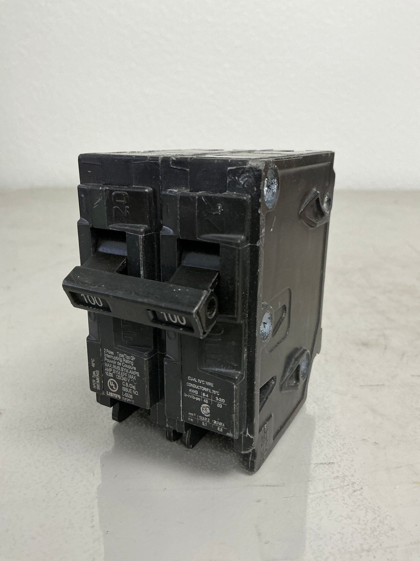 Used Siemens Q2100 2 Pole, 100 Amps, 240 Volts