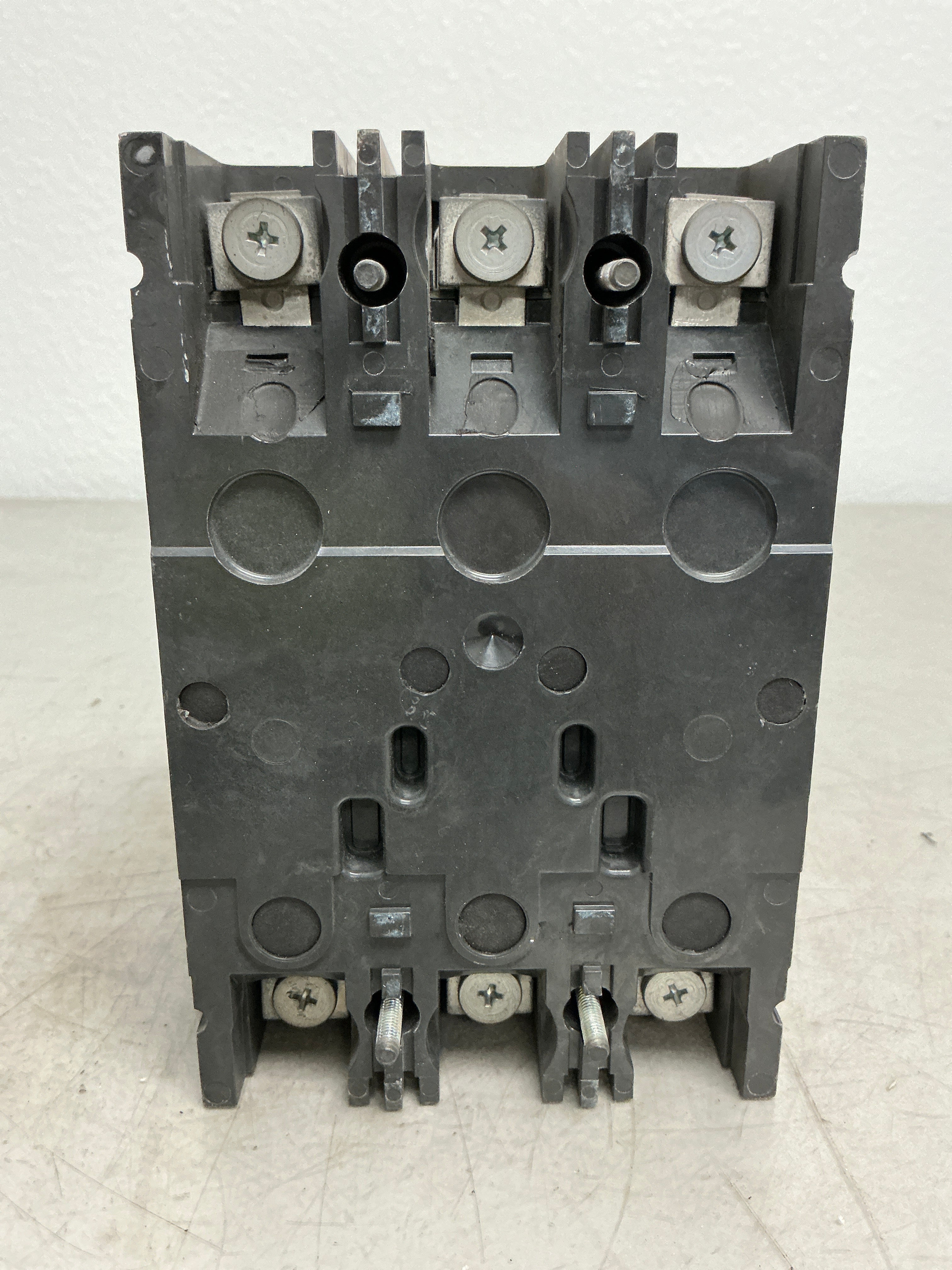 Used TED134090 3 Pole, 90 Amps, 480 Volts Circuit Breaker