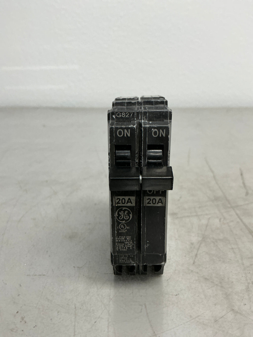 Used THQP220 2 Pole, 20 Amps, 240 Volts