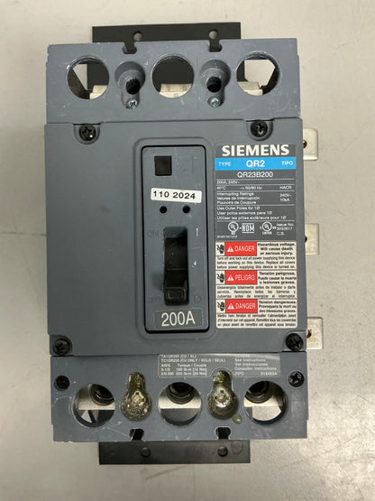 New Siemens QR23B200 200 Amp 240 Volt 3 Pole Breaker With Panel Kit