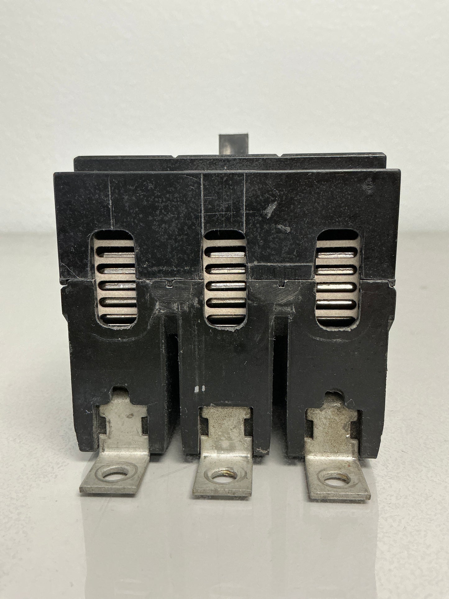 Used GHB3015 3 Pole, 15 Amps, 480 Volts