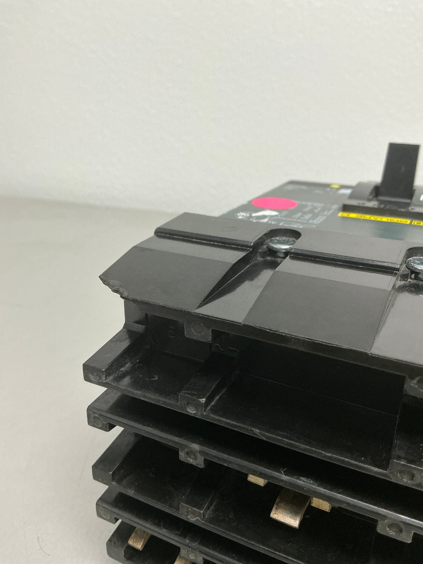 *CHIPPED* Used Square D FA34030 3 Pole, 480 Volts, 30 Amps