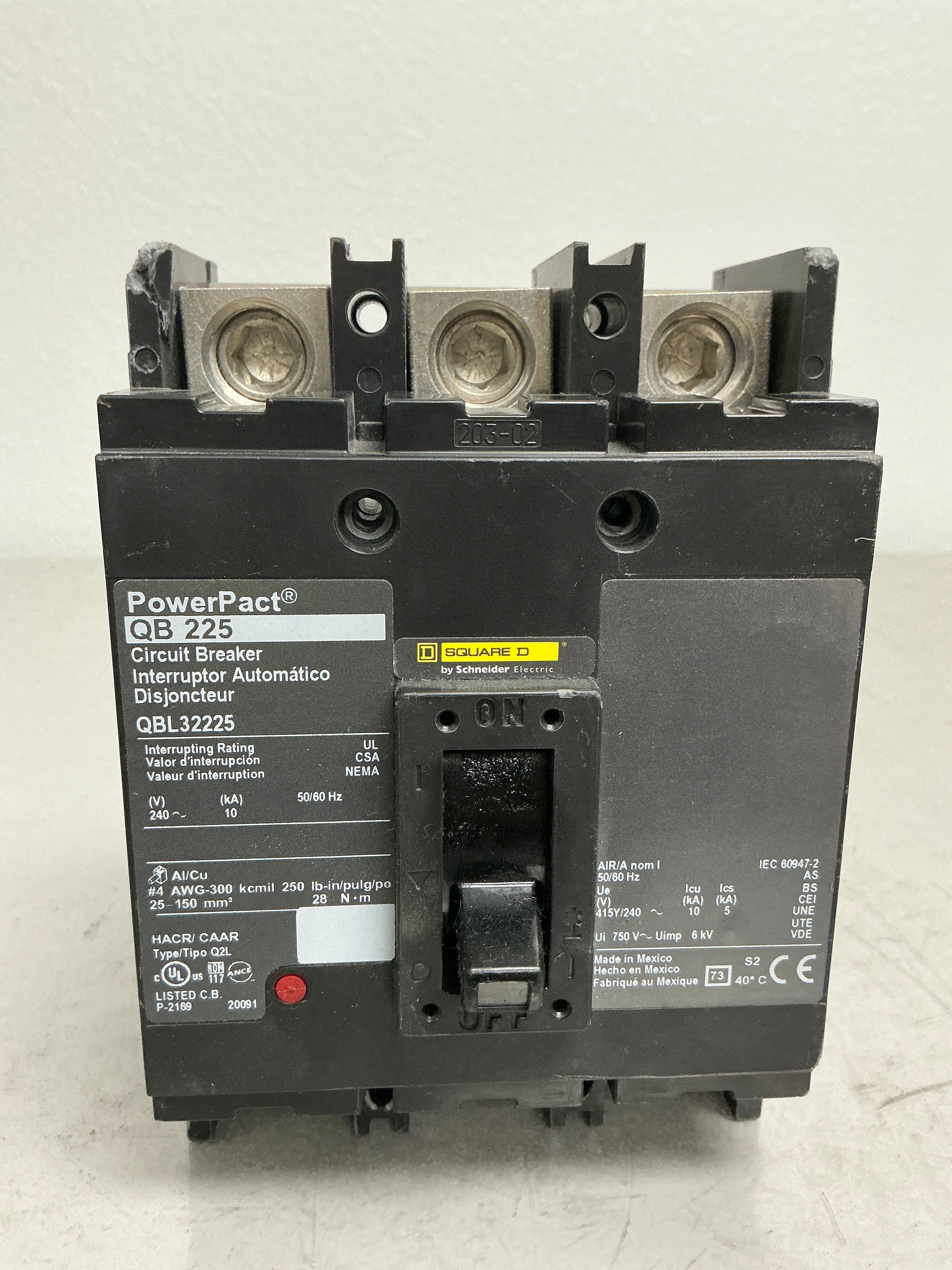 *CHIPPED* Used Square D QBL32225 3 Pole, 225 Amps, 240 Volts