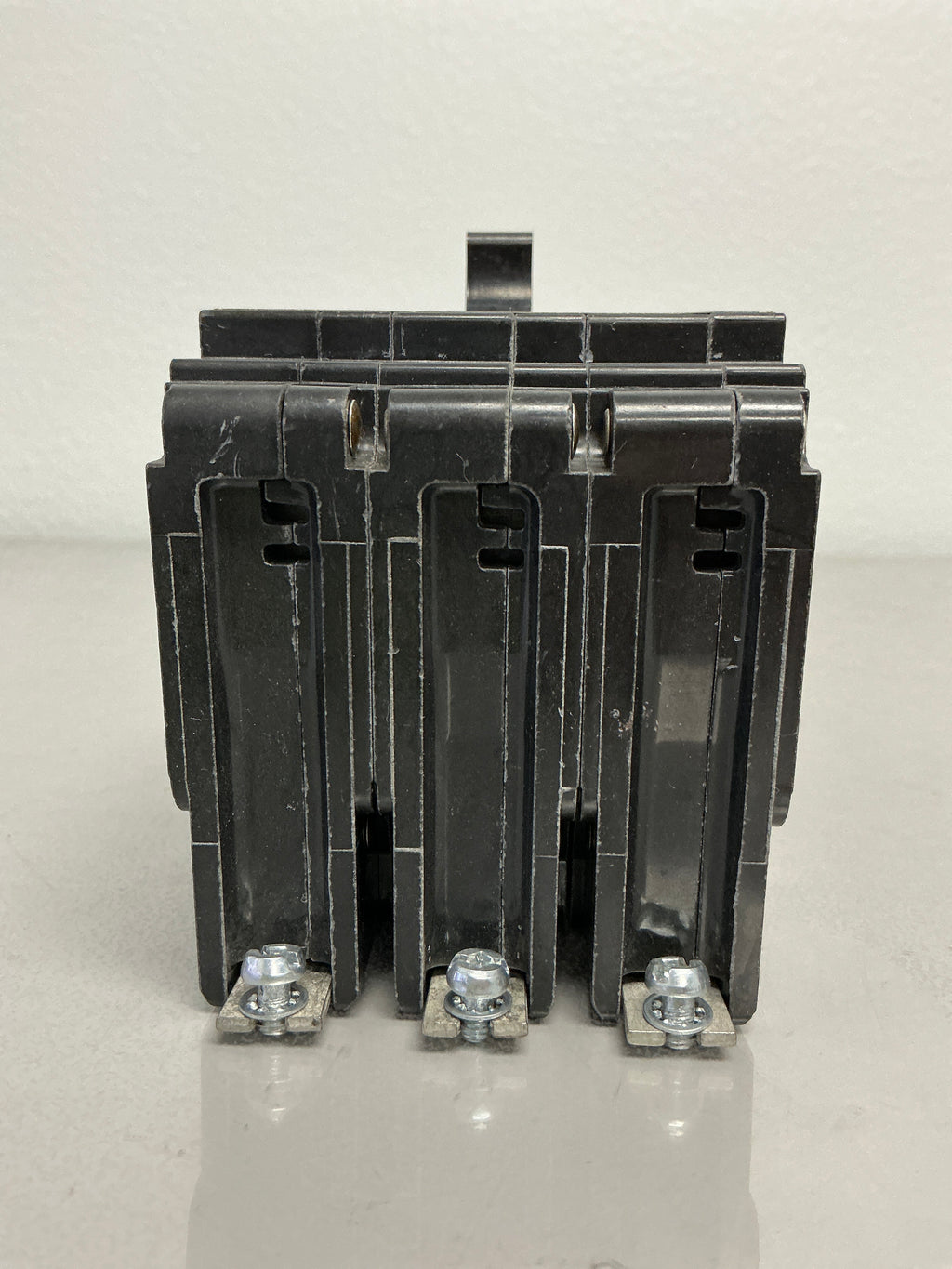 Used EDB34035 3 Pole, 35 Amps, 480/277 Volts