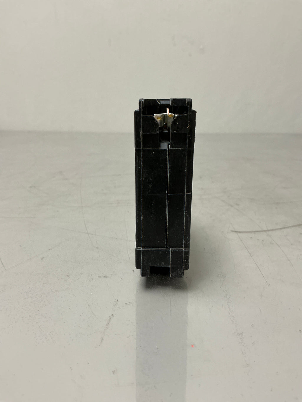 New Square D HOM115 1 Pole, 15 Amps, 240 Volts Circuit Breaker