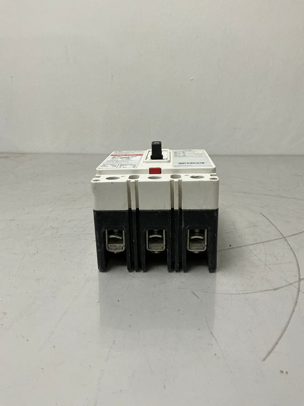 Used Eaton FDC3040 3 Poles, 40 Amps, 600 Volts Circuit Breaker