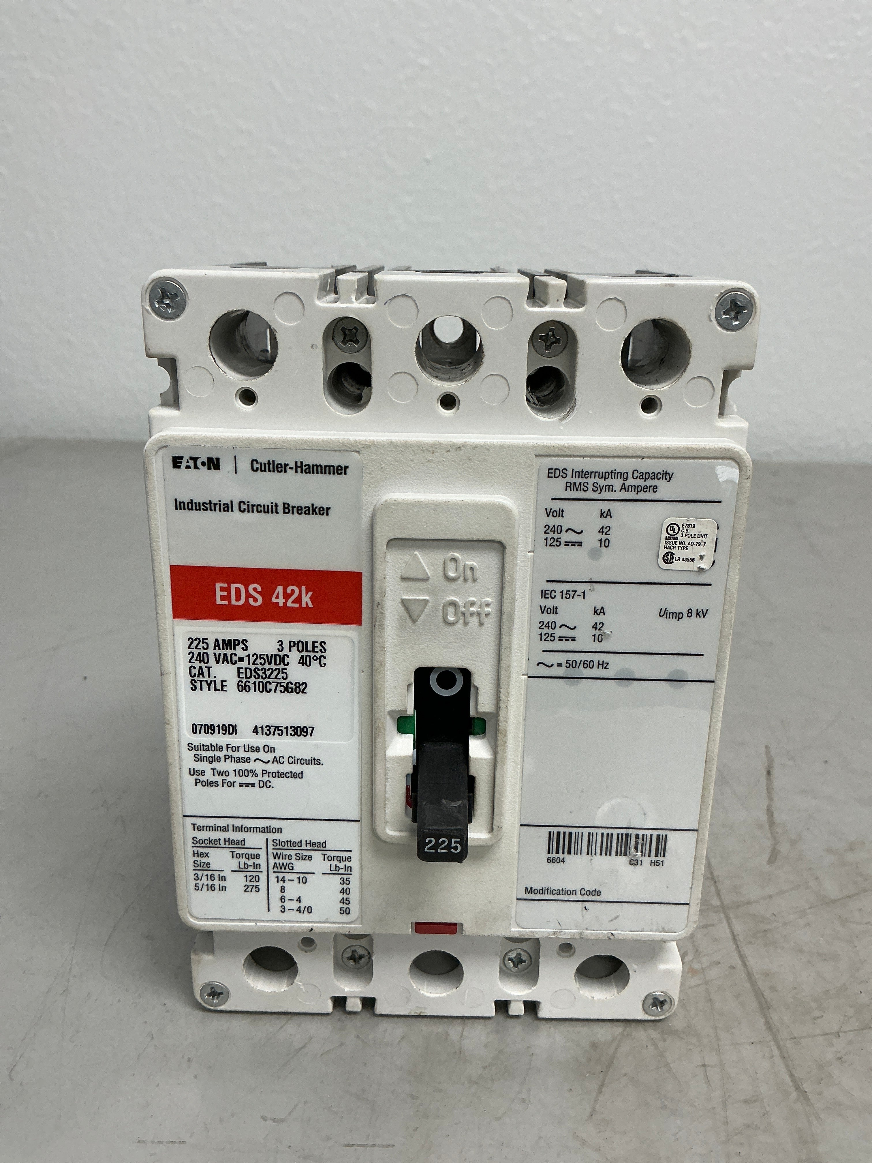 Used Eaton EDS3225 3 Pole, 225 Amps, 240 Volts