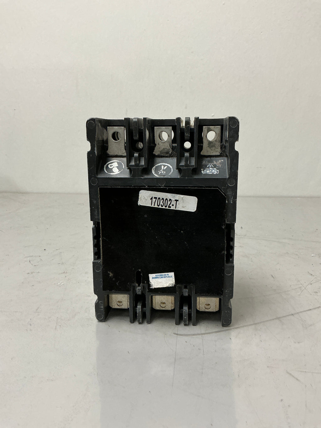 Used Eaton FDE322533 3 Pole, 225 Amps, 600 Volts, Circuit Breaker