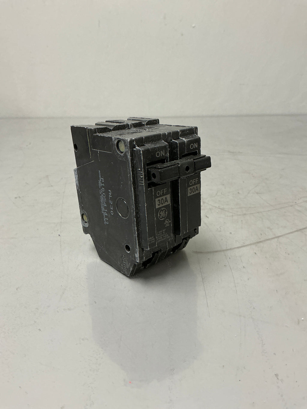 New GE THQL2130 2 Pole, 30 Amps, 240 Volts Circuit Breaker